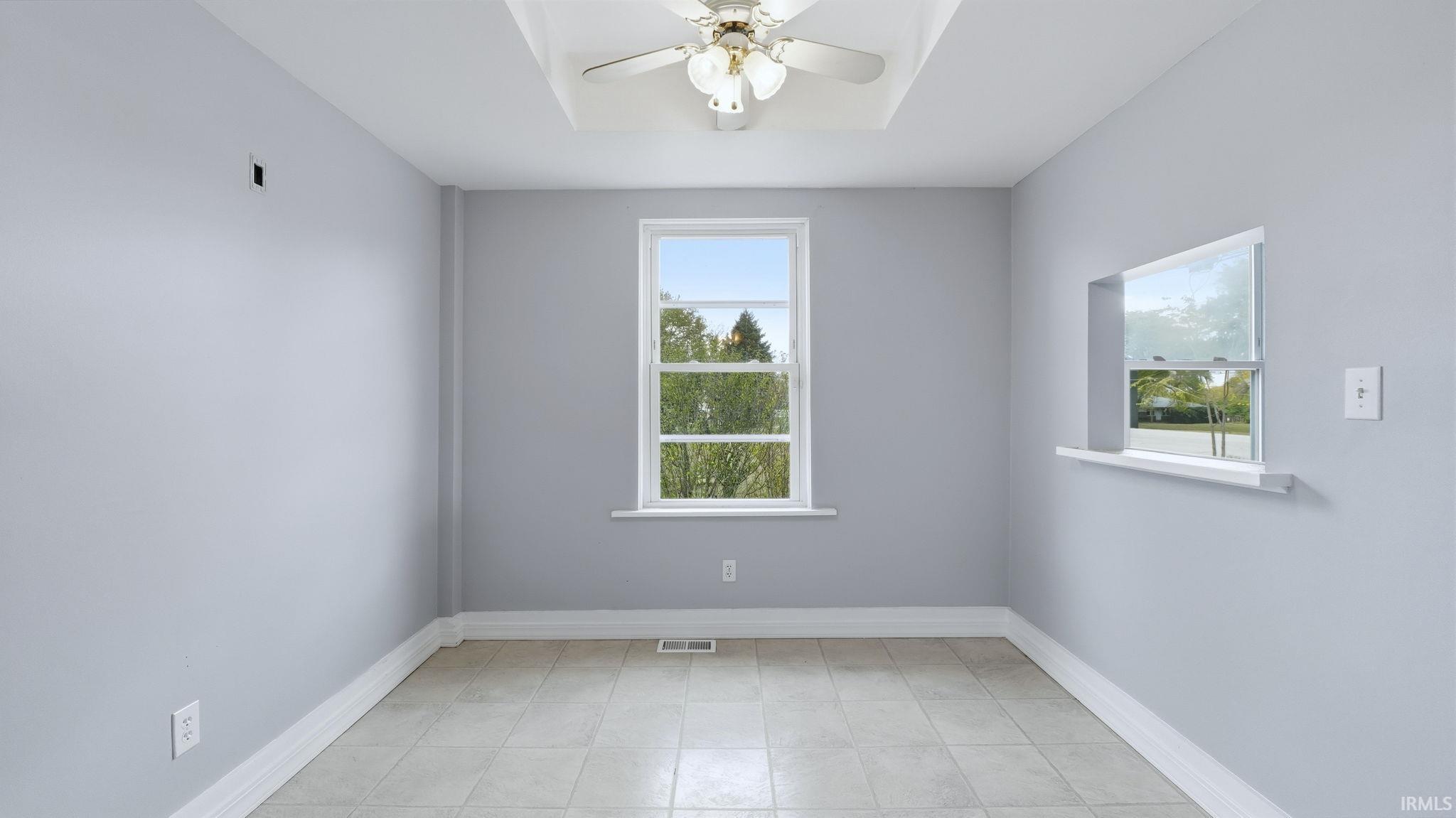 Photo 9 of 1511 State Road 930 E Road