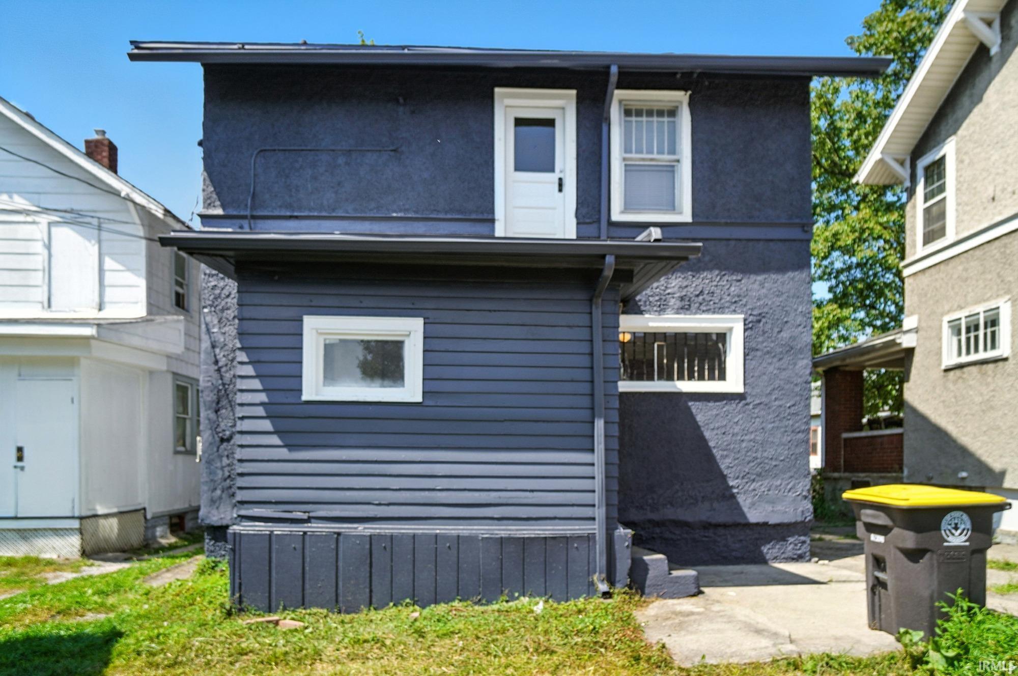 Photo 33 of 2911 Broadway