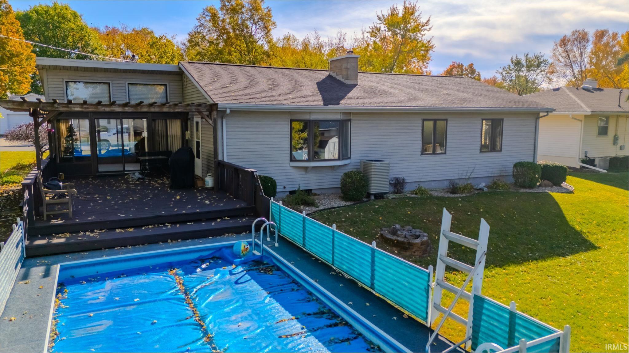 Photo 2 of 860 Cambridge Drive