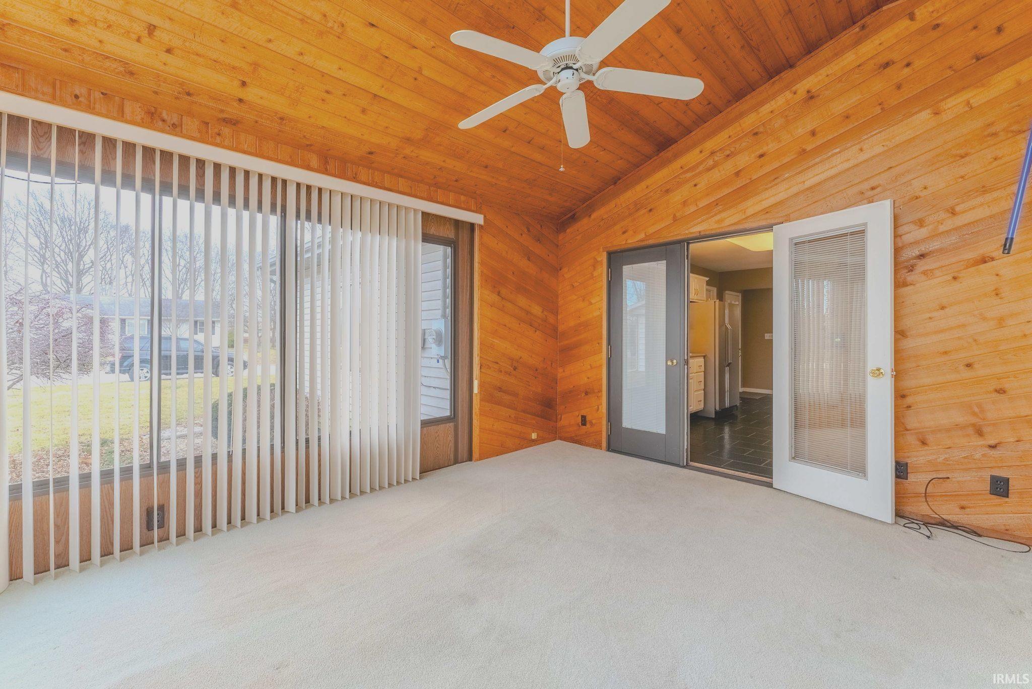 Photo 26 of 860 Cambridge Drive