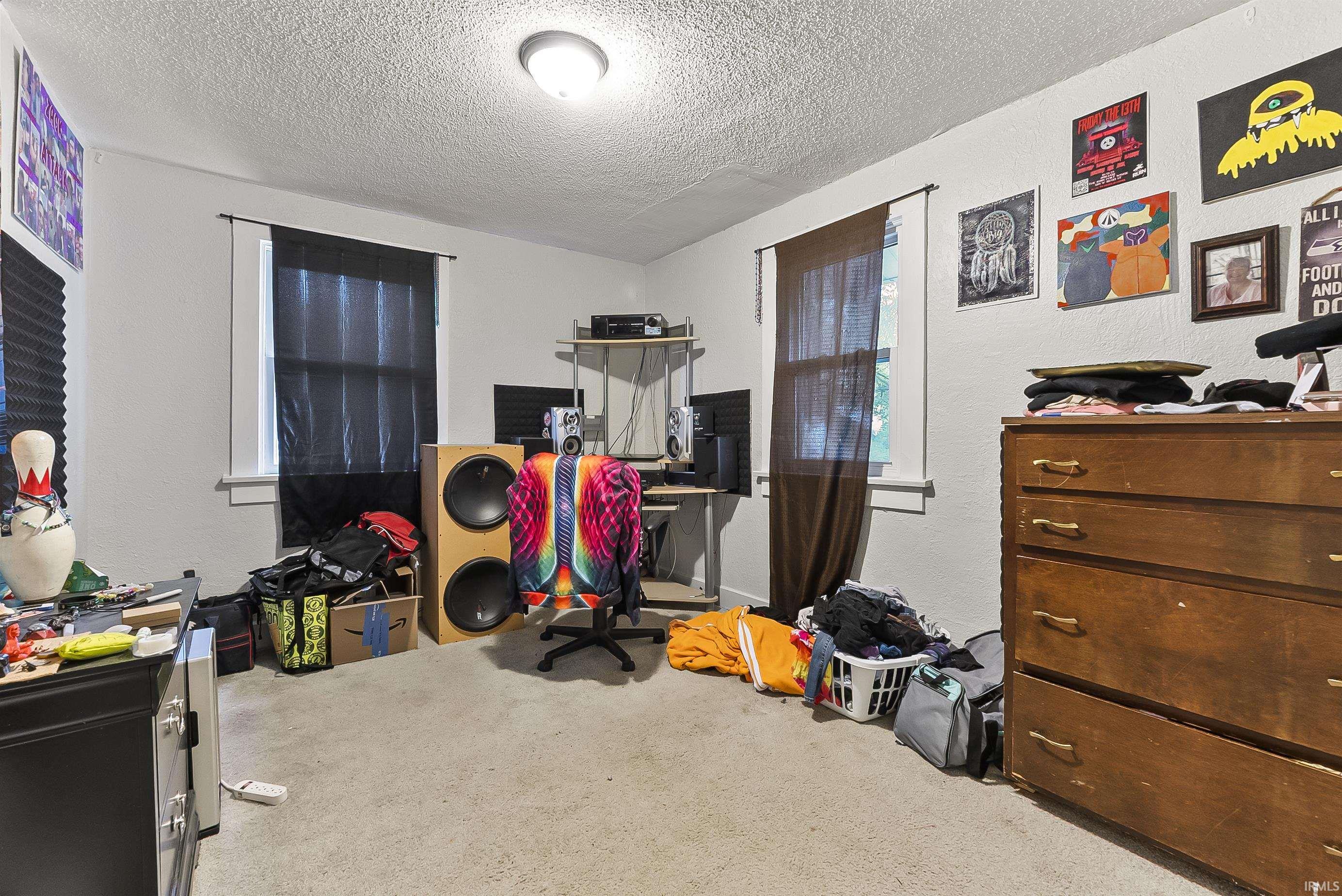 Photo 11 of 2338 N Clinton Street