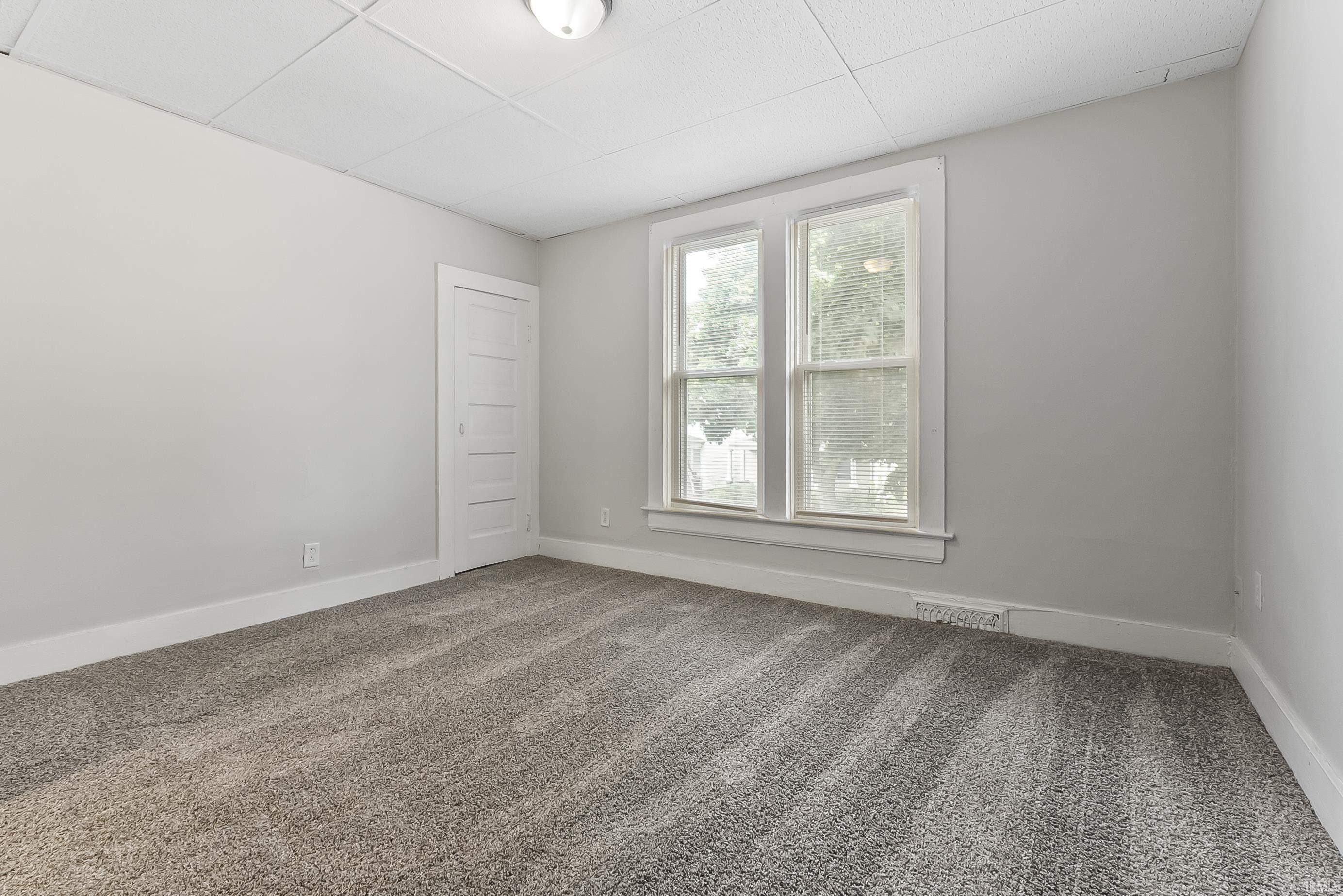 Photo 15 of 2404 N Clinton Street