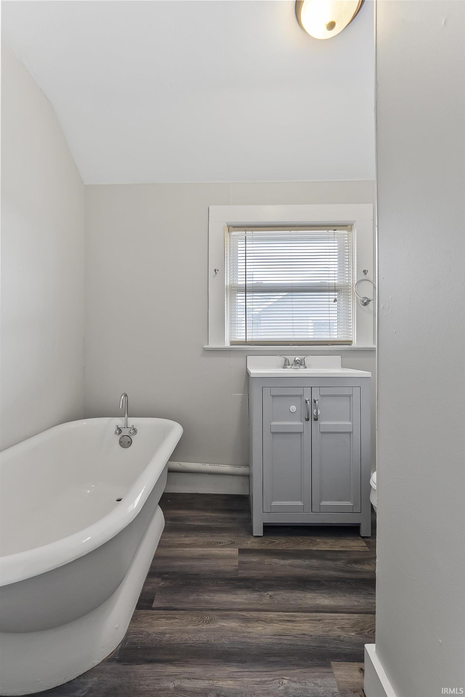 Photo 19 of 2404 N Clinton Street