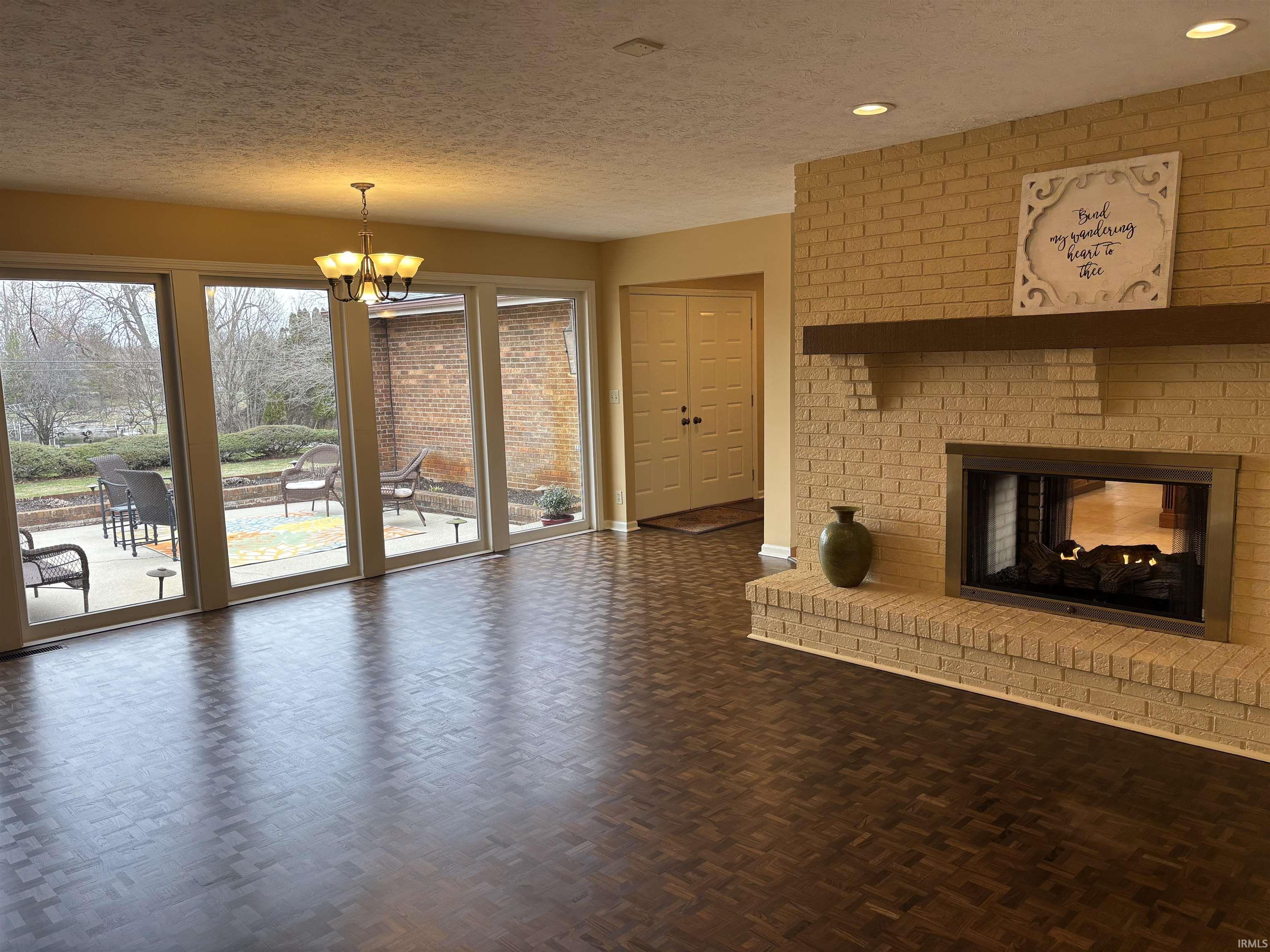 Photo 12 of 102 Southfield Road