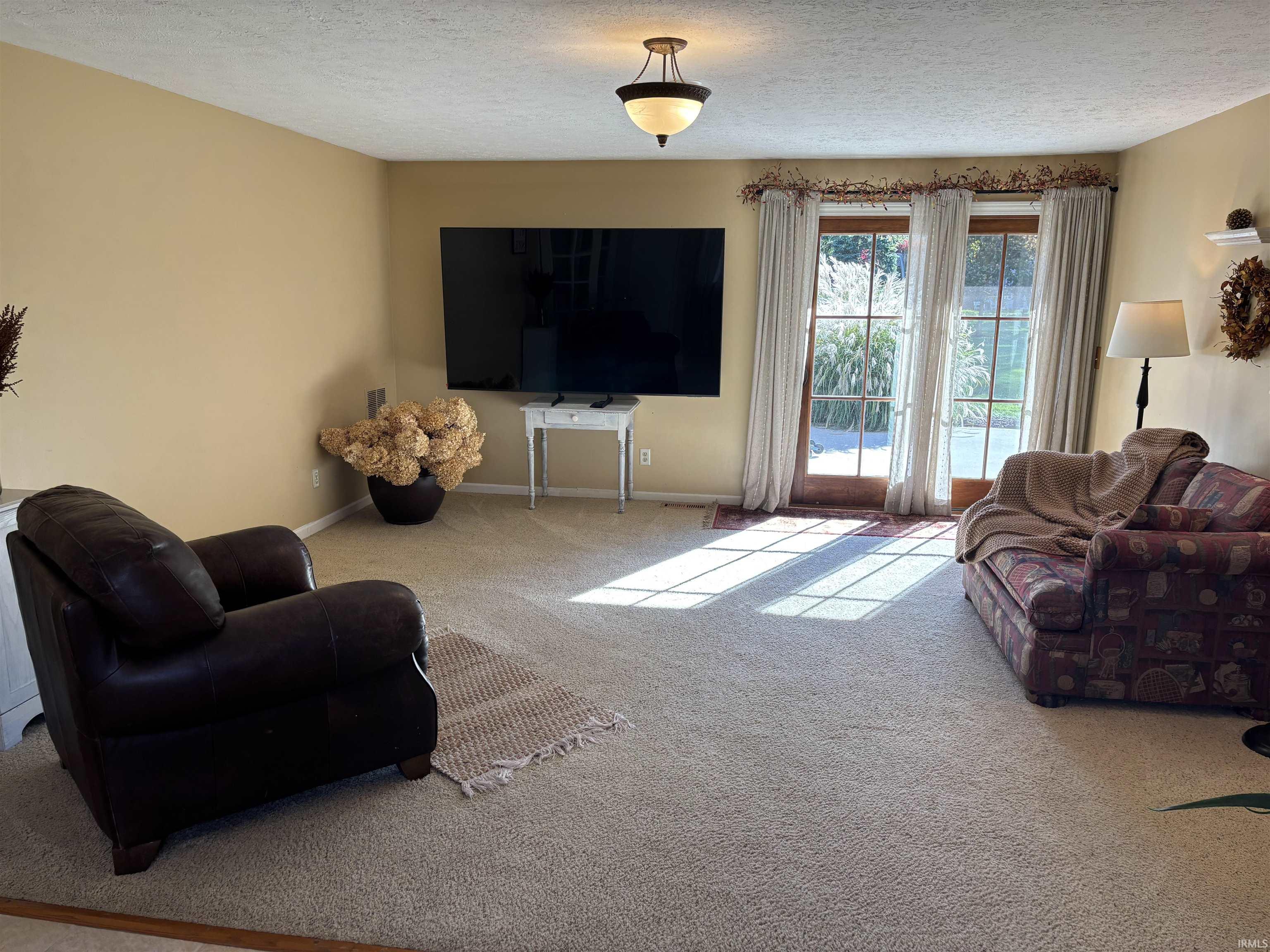 Photo 18 of 102 Southfield Road