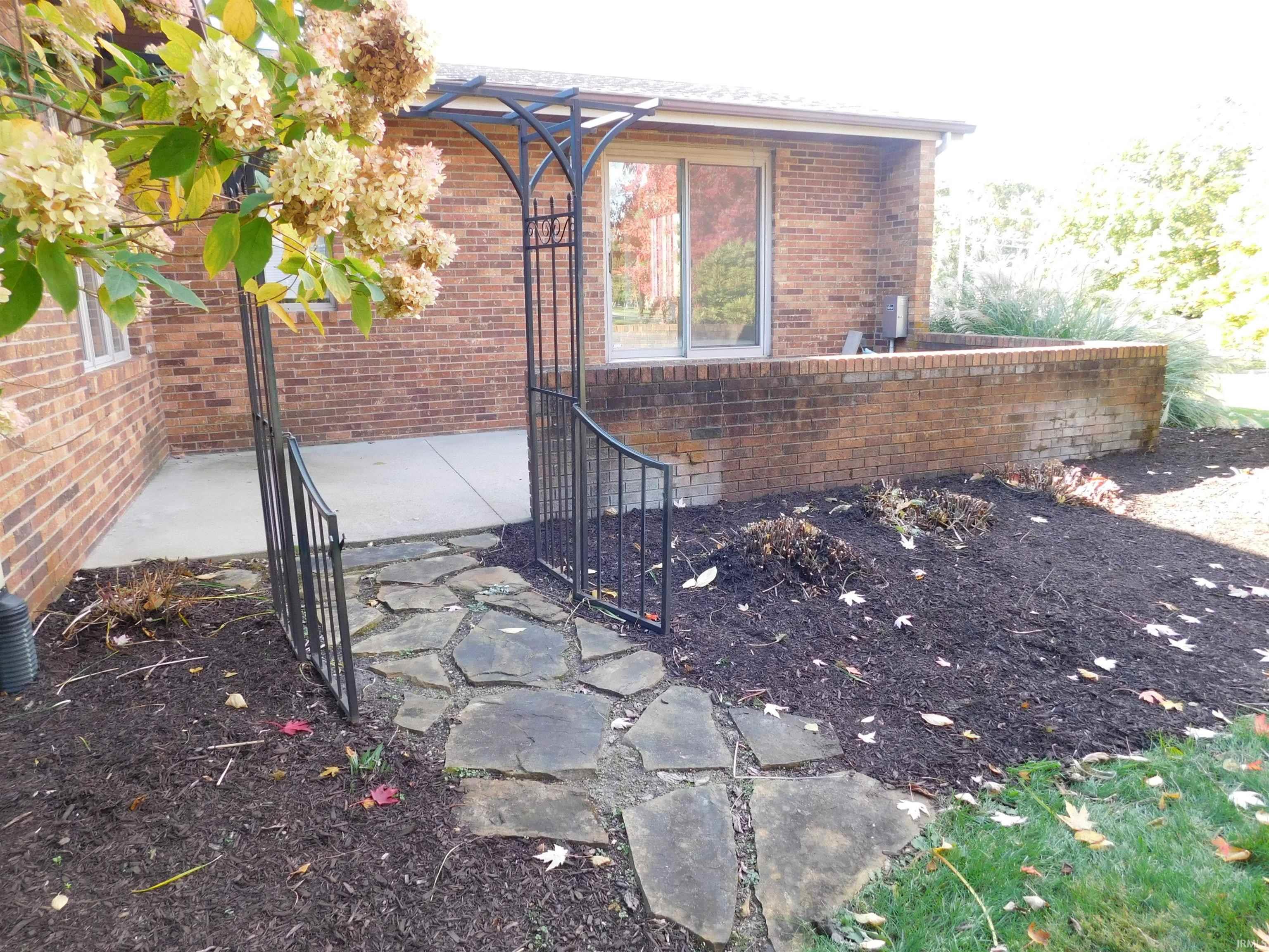 Photo 24 of 102 Southfield Road