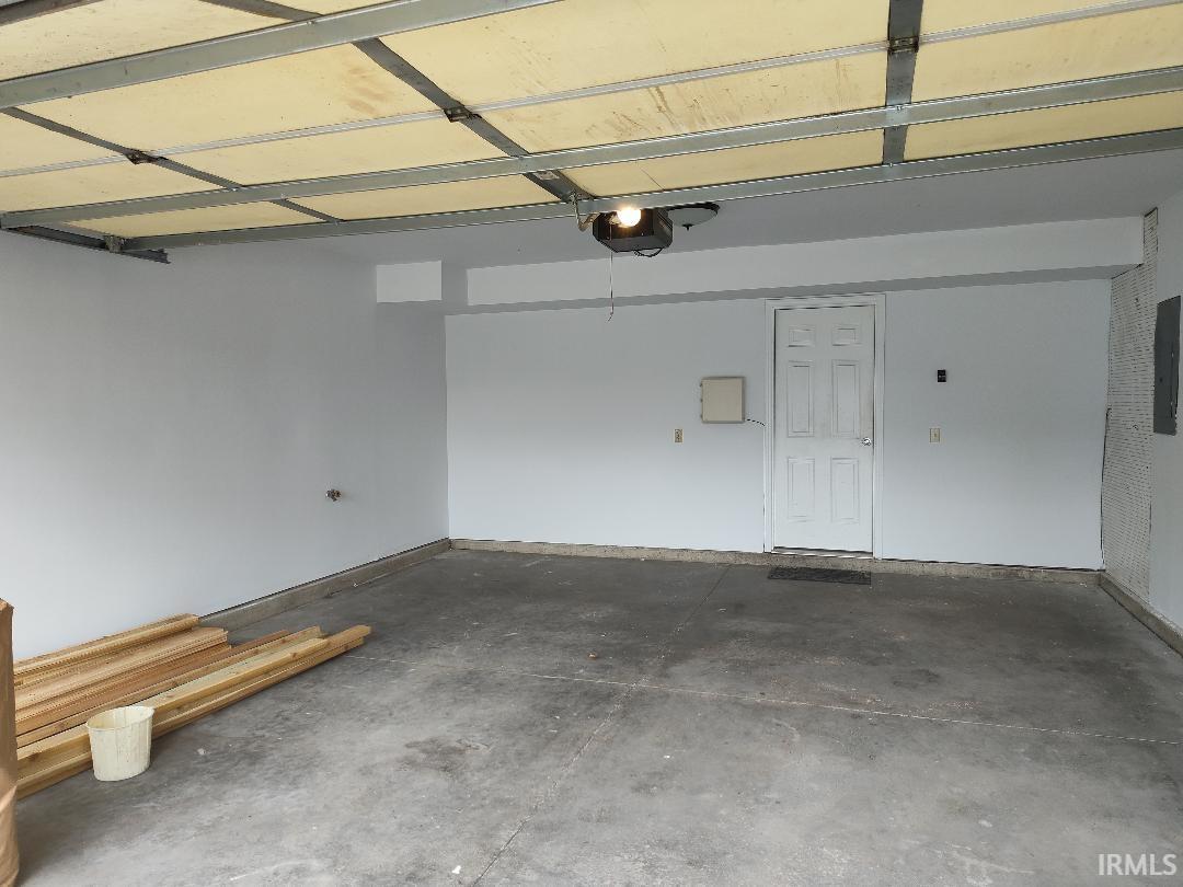 Photo 5 of 9509 Hidden Village Place