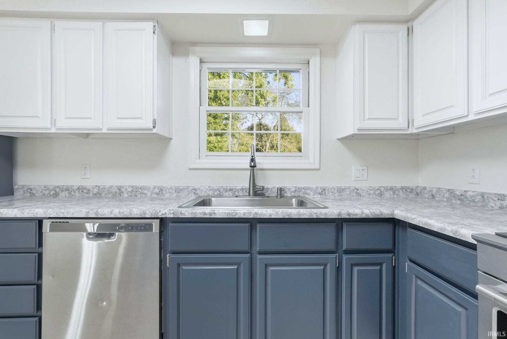 Photo 15 of 1004 Fall Creek Avenue