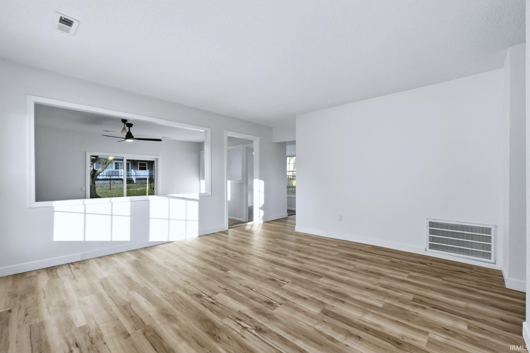 Photo 3 of 1004 Fall Creek Avenue