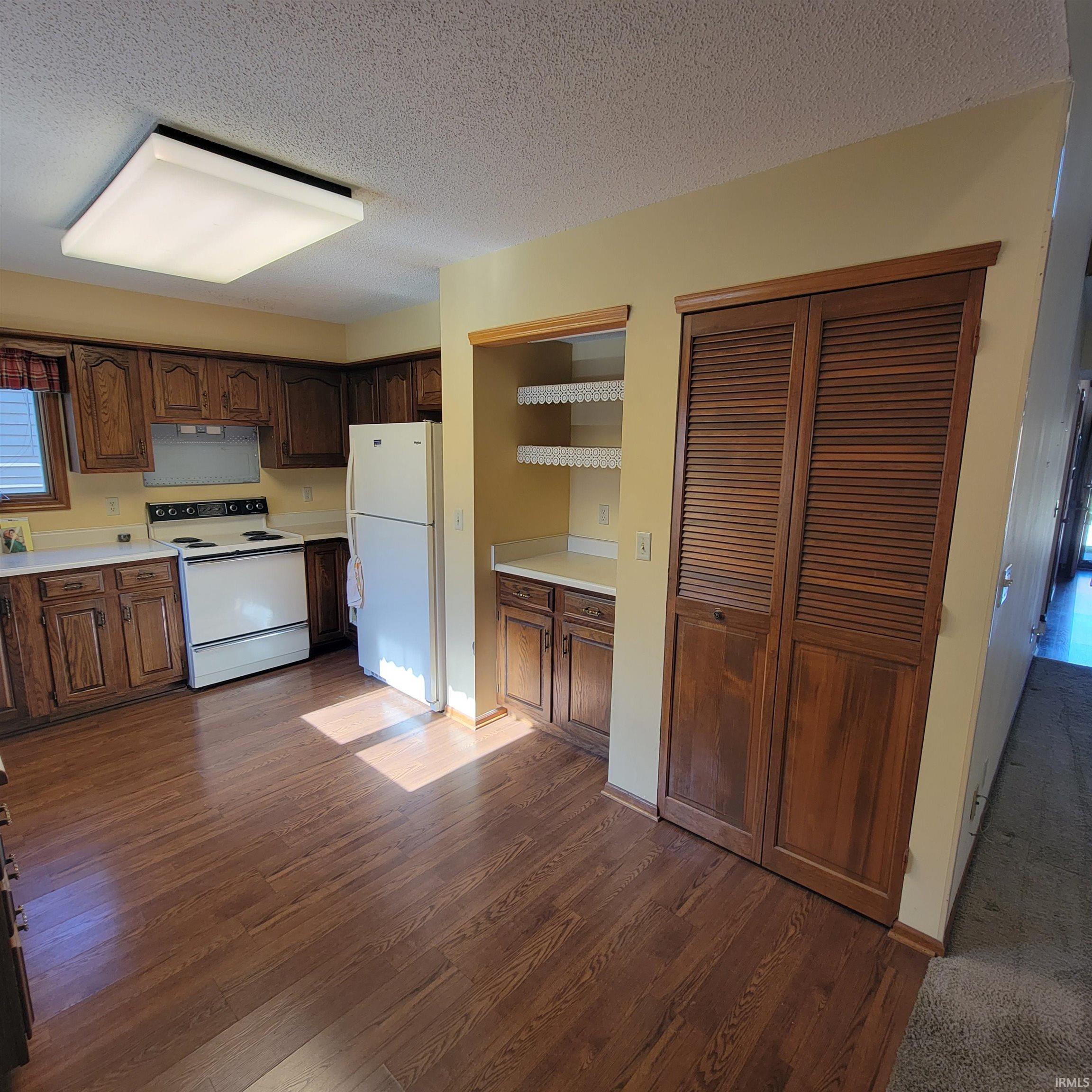 Photo 12 of 5109 Woodmark Court