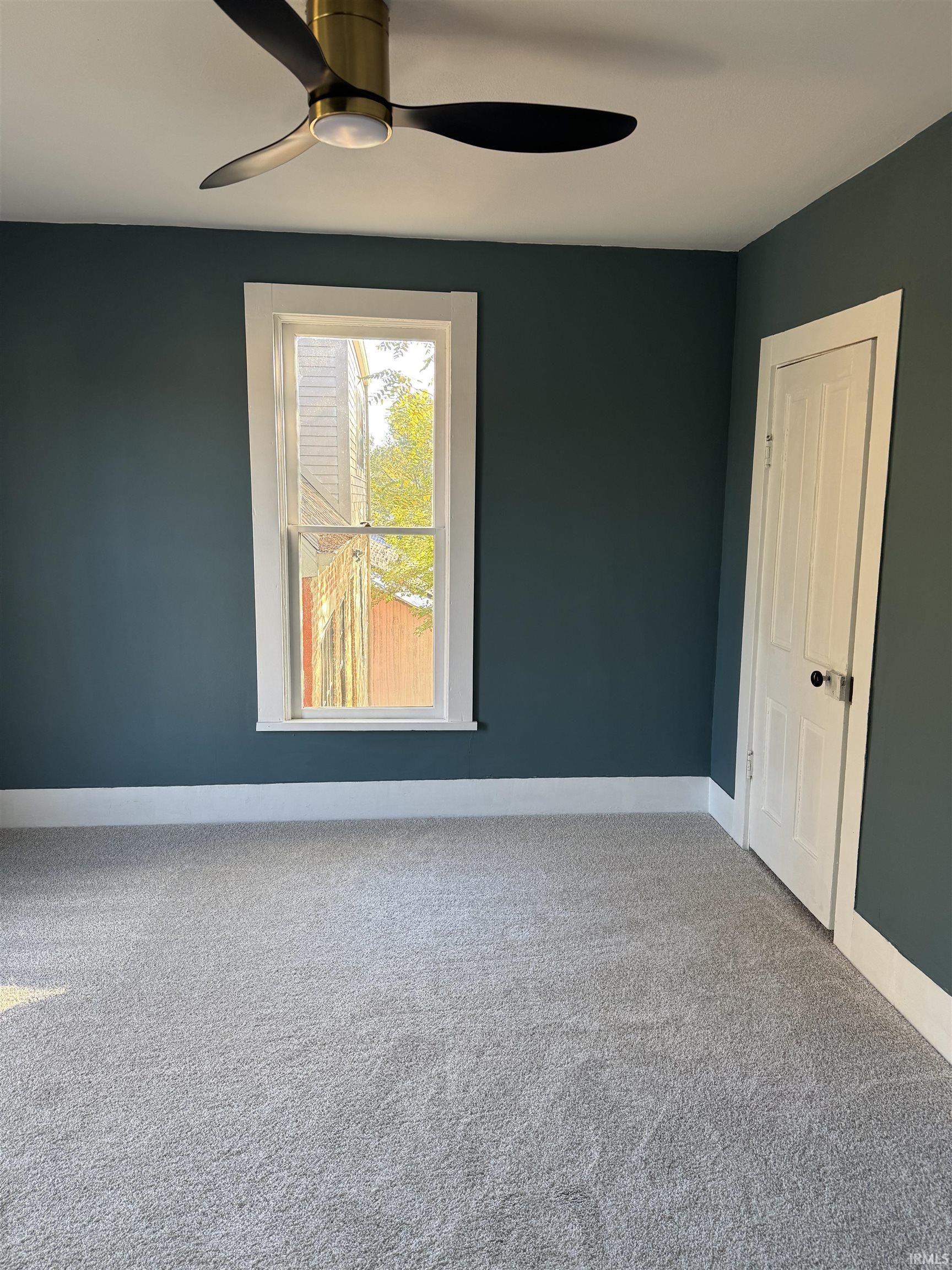 Photo 20 of 35 E Sinclair Street