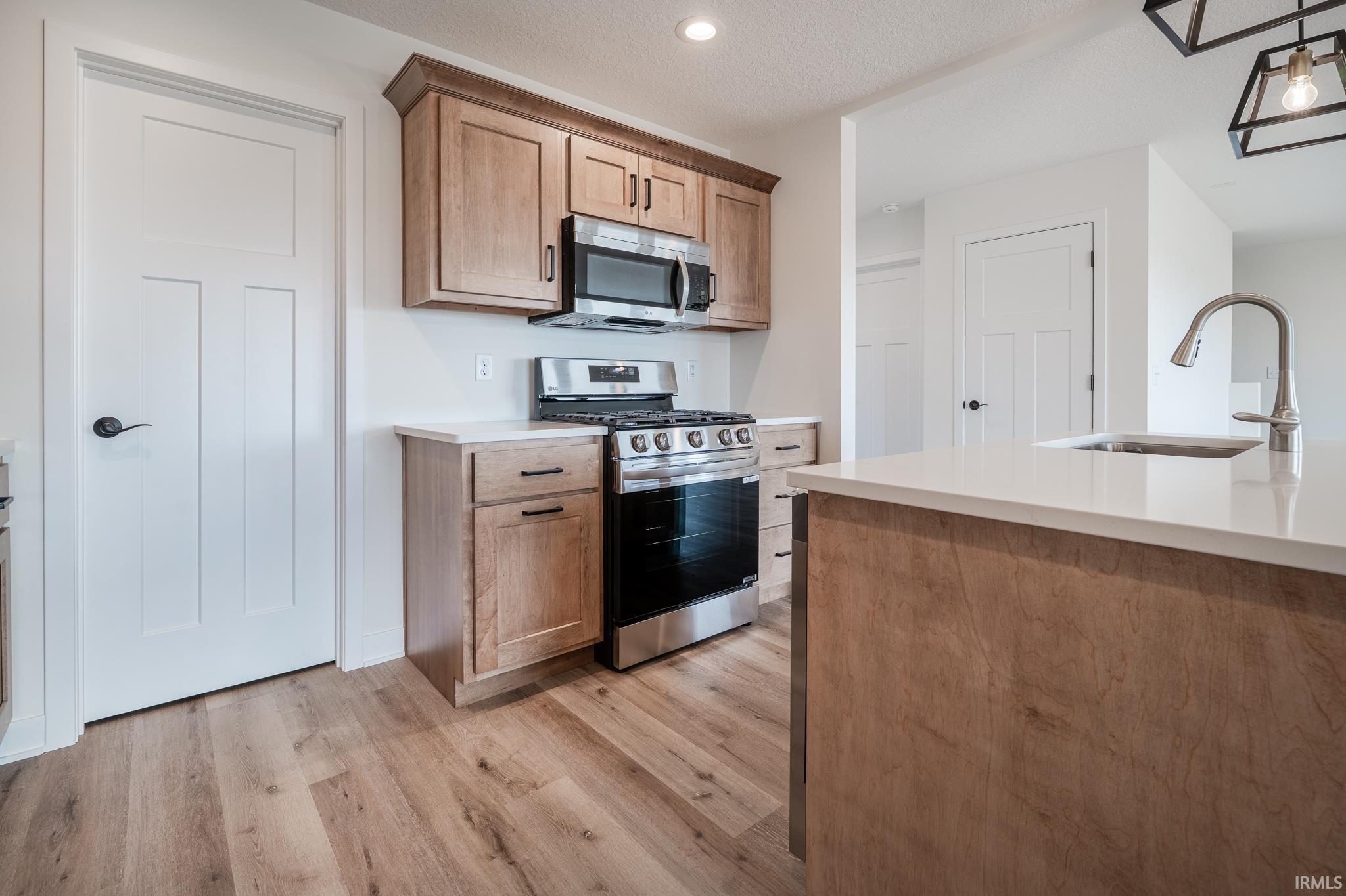 Photo 8 of 5598 Broad Fields Cove