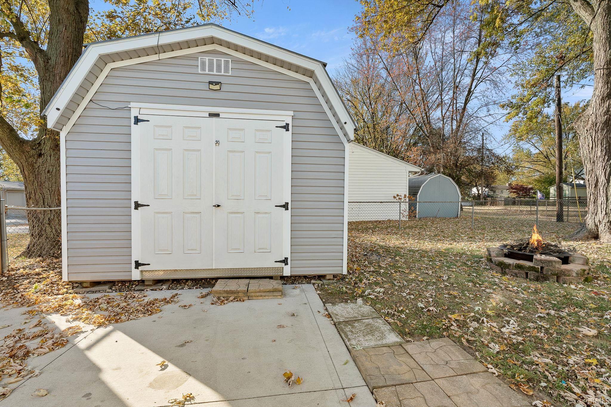 Photo 23 of 6830 Elmbrook Drive