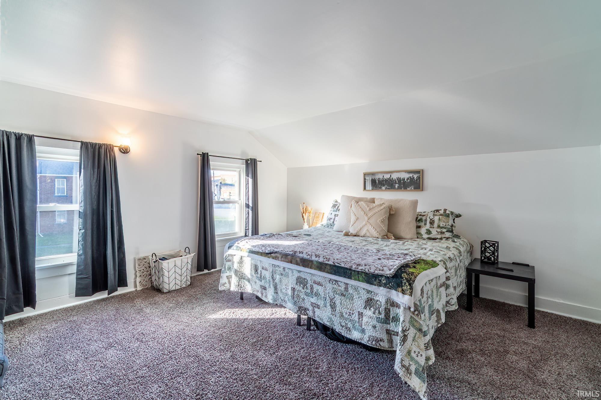 Photo 13 of 207 S Poplar Street