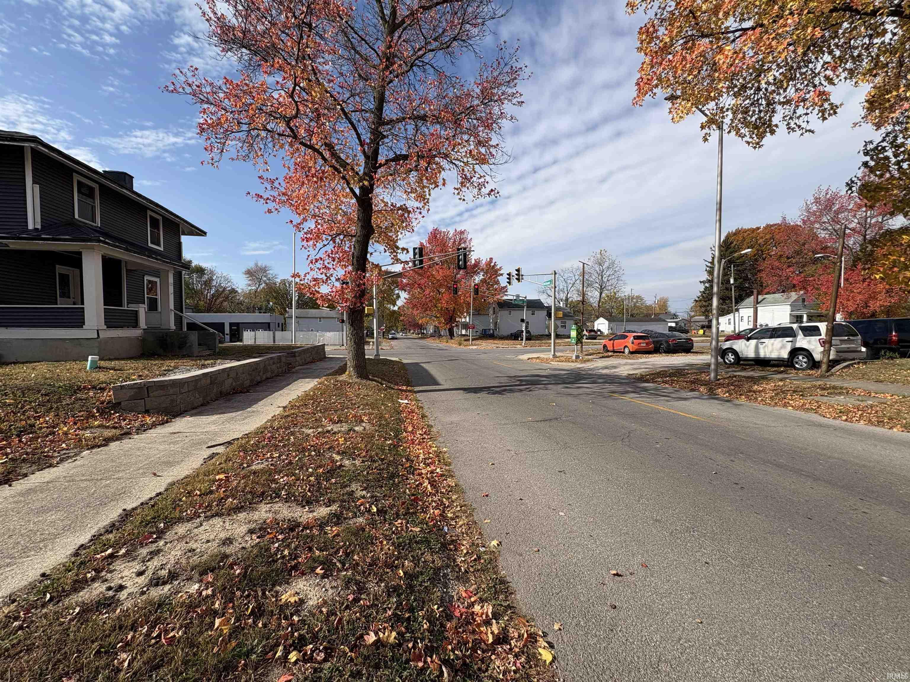 Photo 4 of 123 W Williams Street