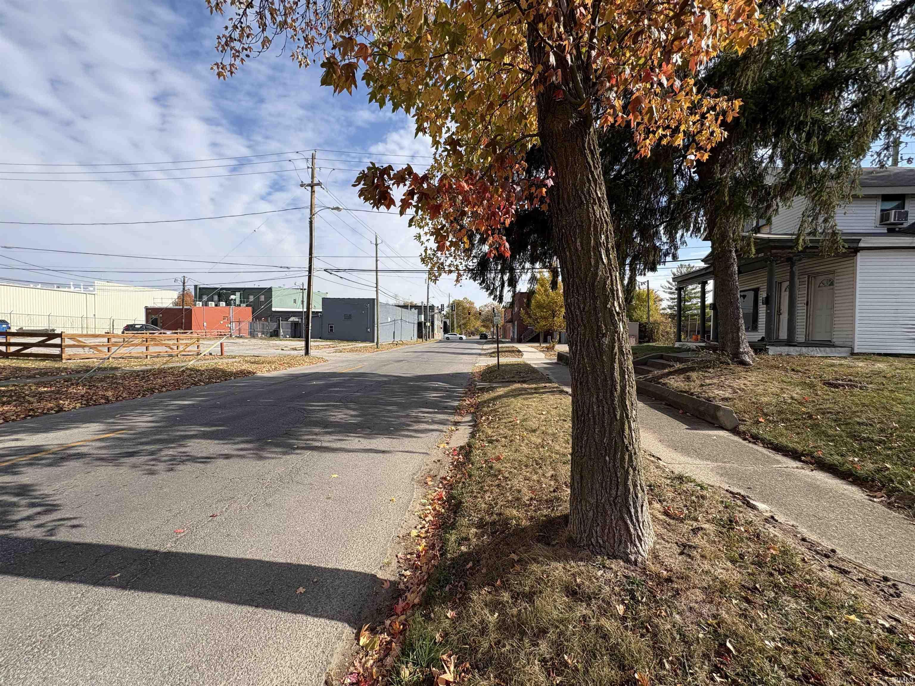 Photo 5 of 123 W Williams Street