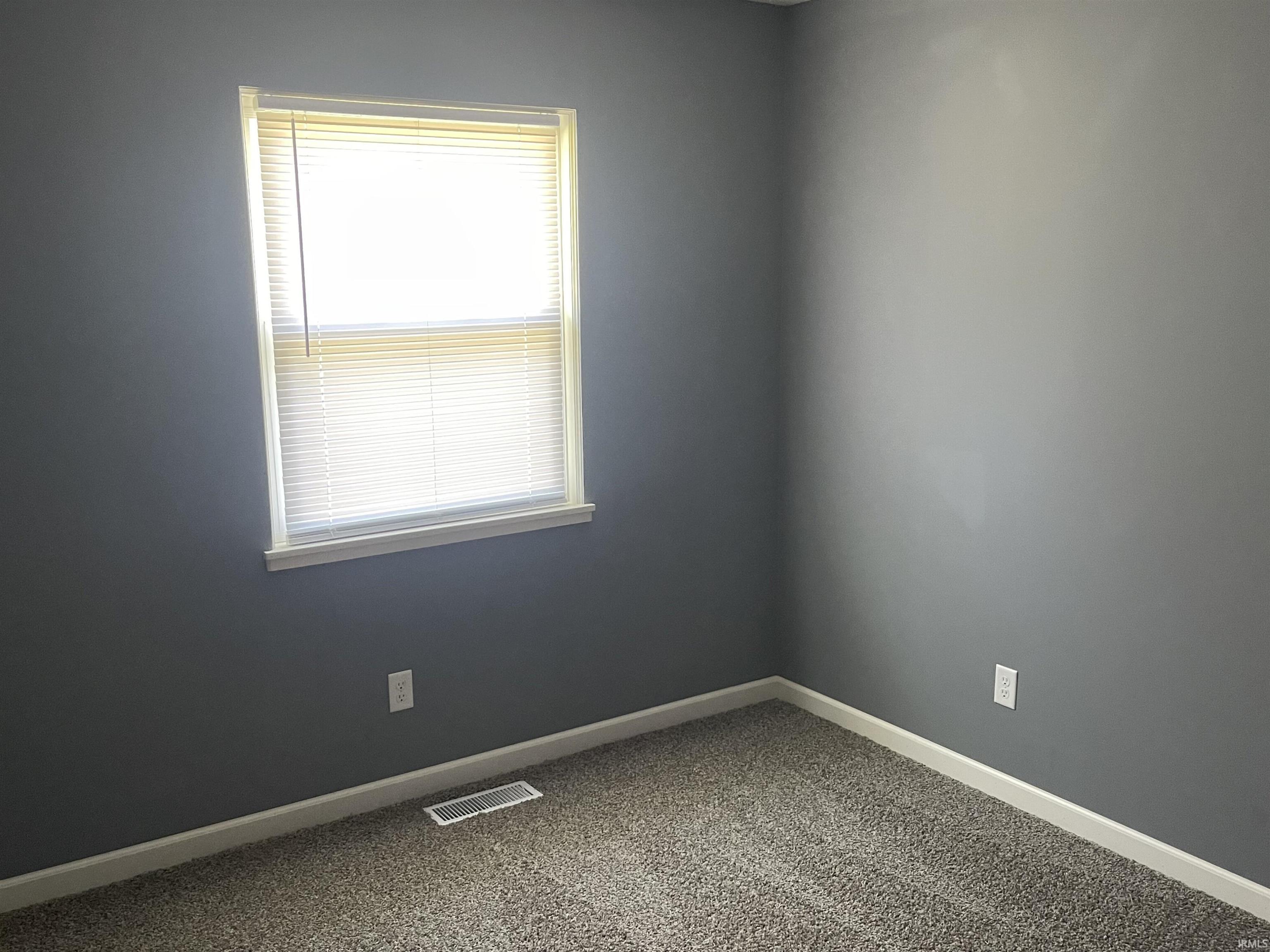 Photo 6 of 2215 Saint Louis Avenue