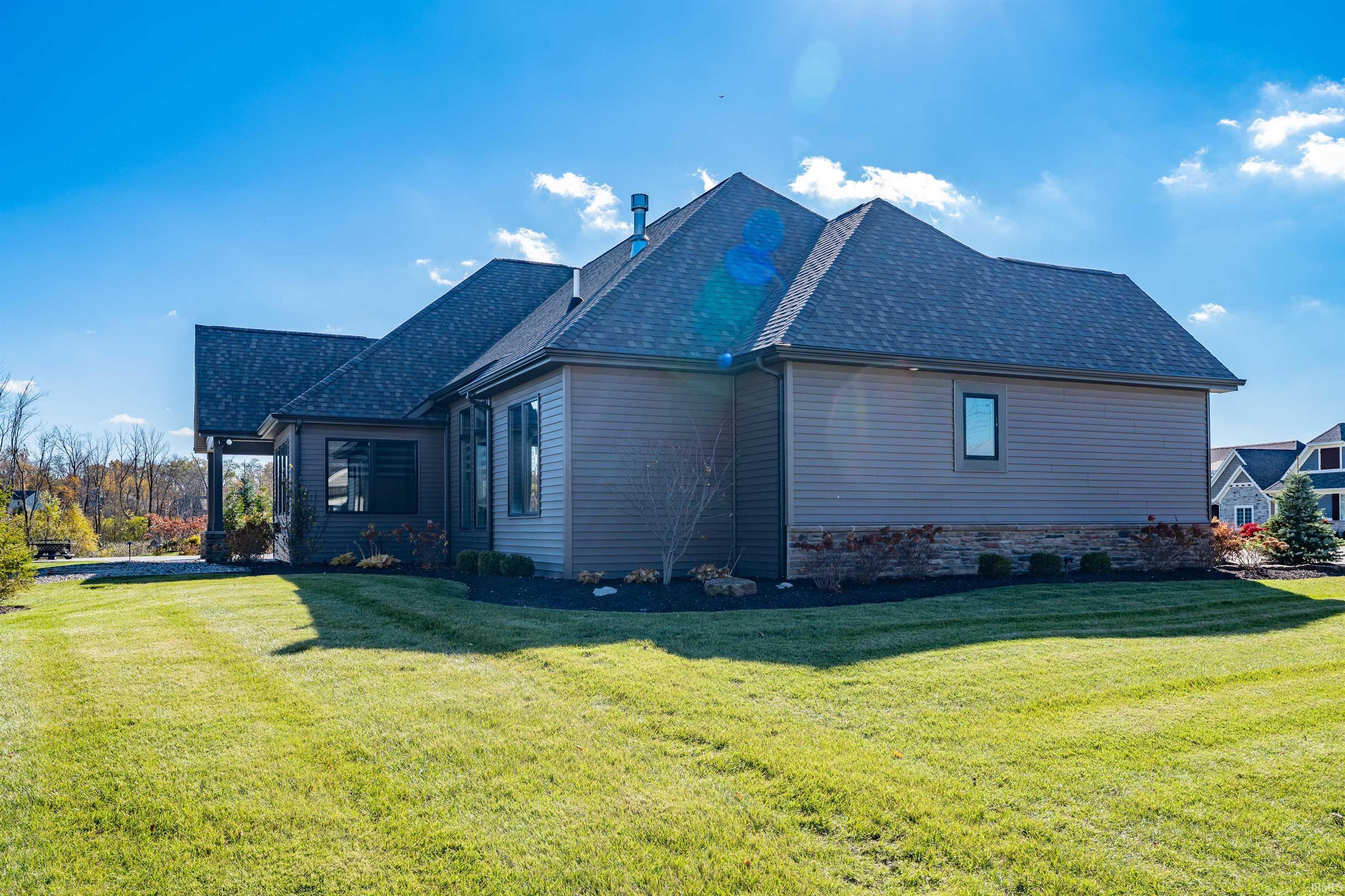 Photo 4 of 16570 Chilton Cove