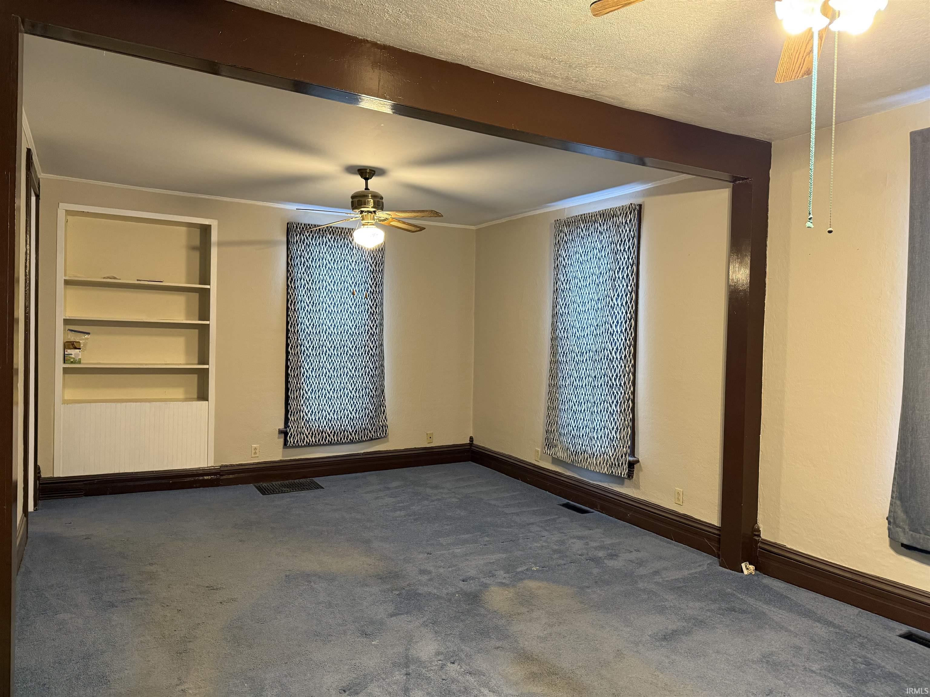 Photo 2 of 612 Mclean Street