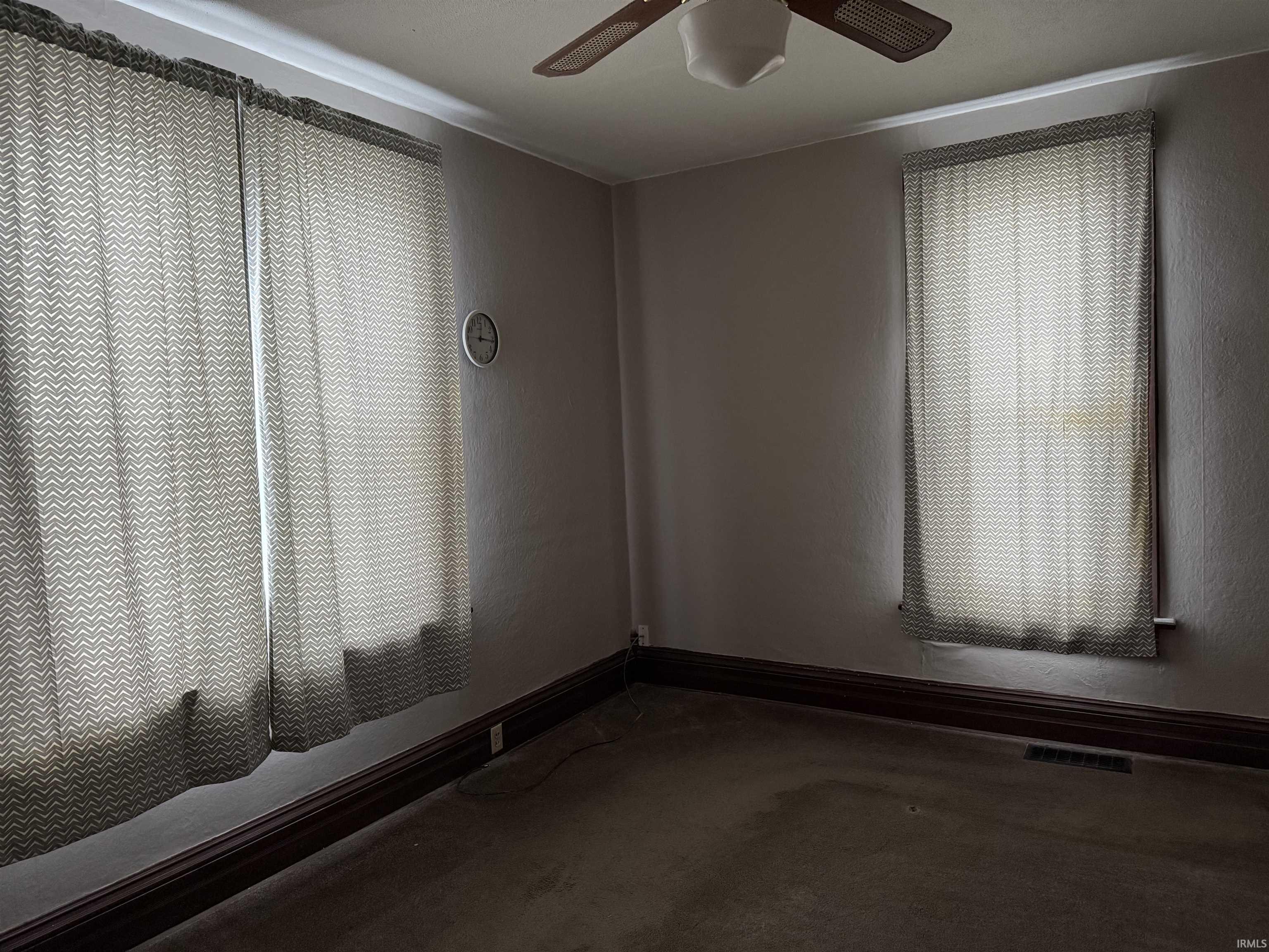 Photo 4 of 612 Mclean Street