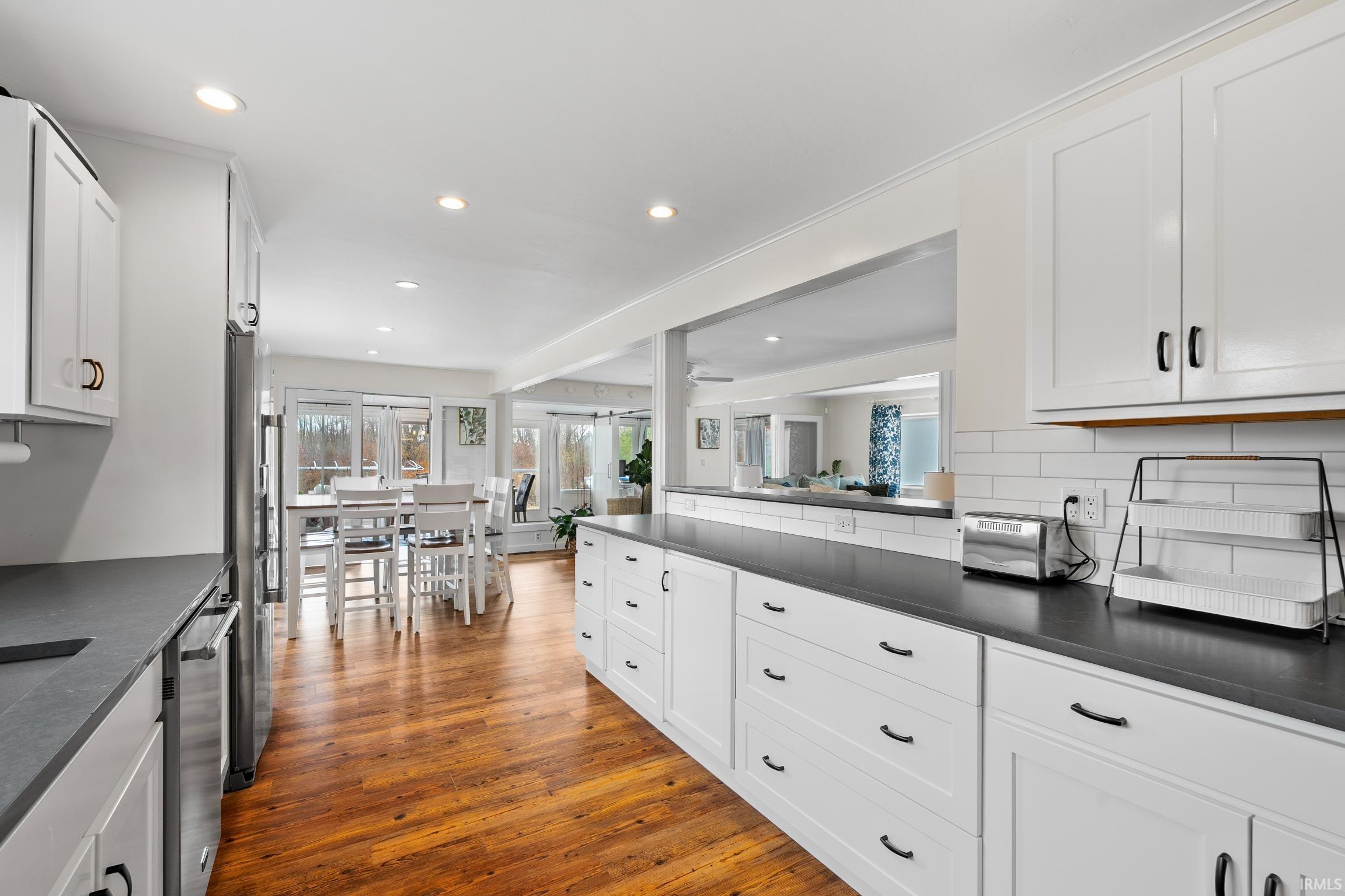 Photo 20 of 10492 N Elwood Avenue