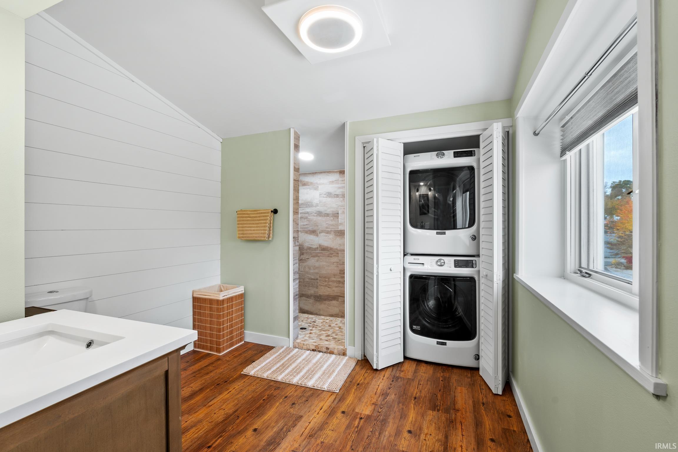 Photo 32 of 10492 N Elwood Avenue