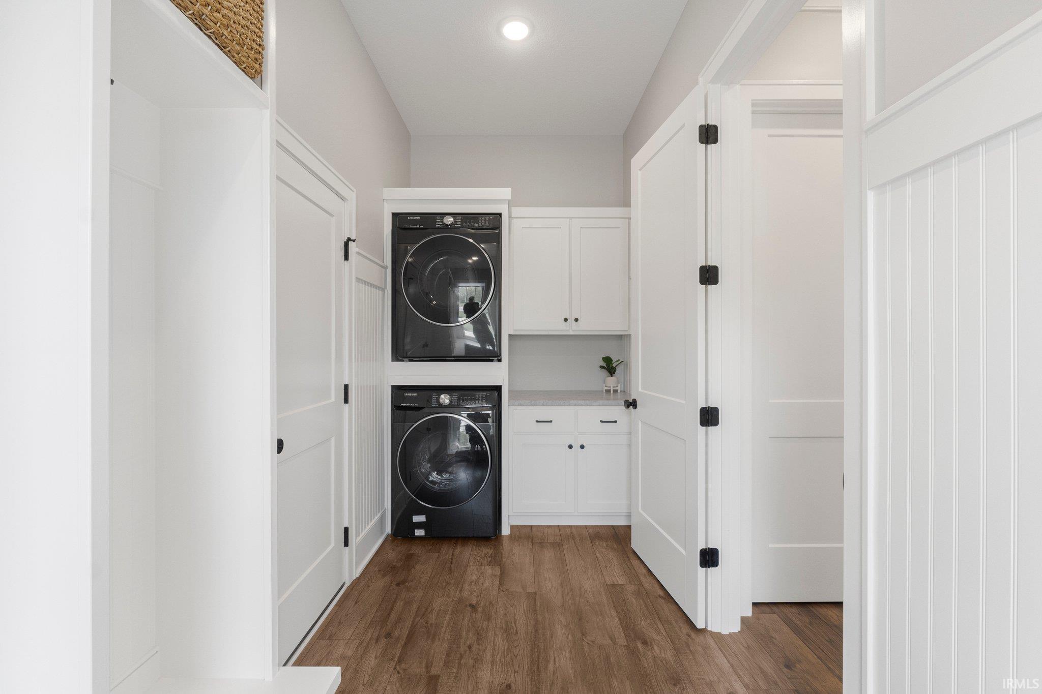 Photo 21 of 18015 Tullymore Lane