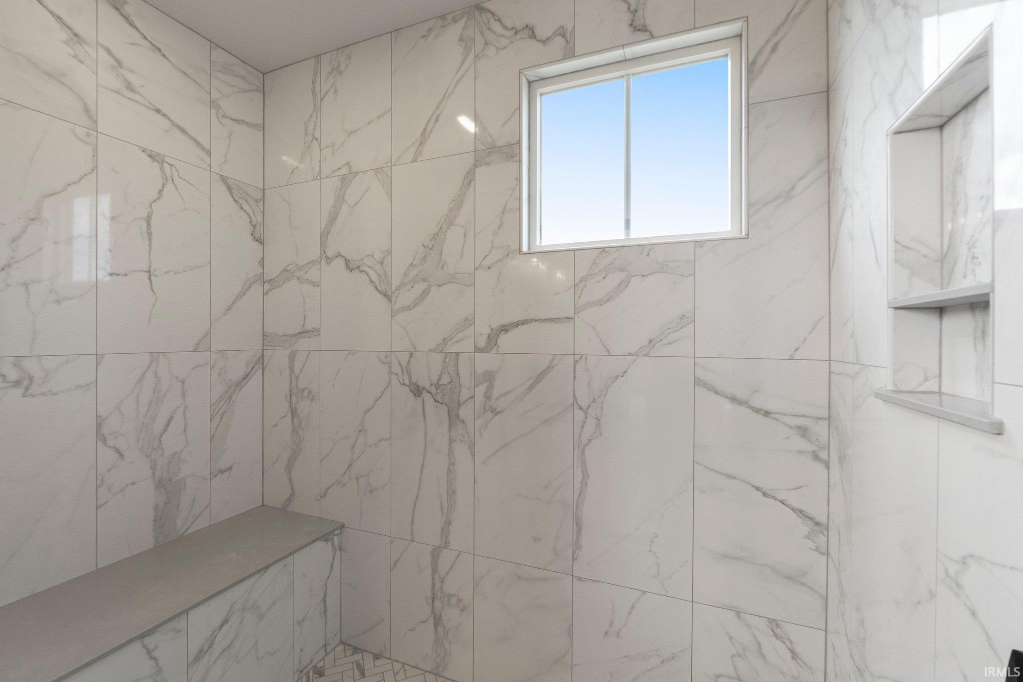 Photo 33 of 18015 Tullymore Lane