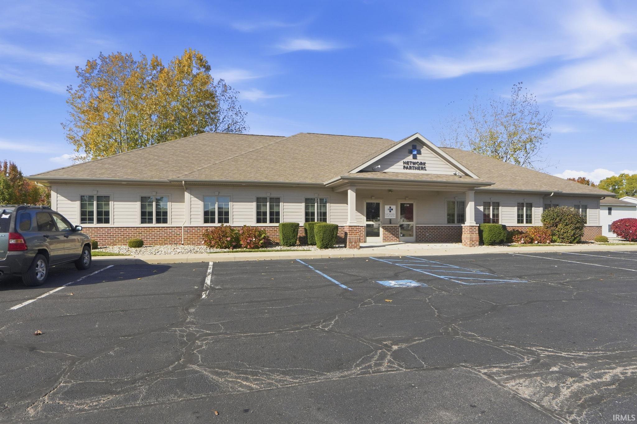 Photo 2 of 2150 North Pointe Drive