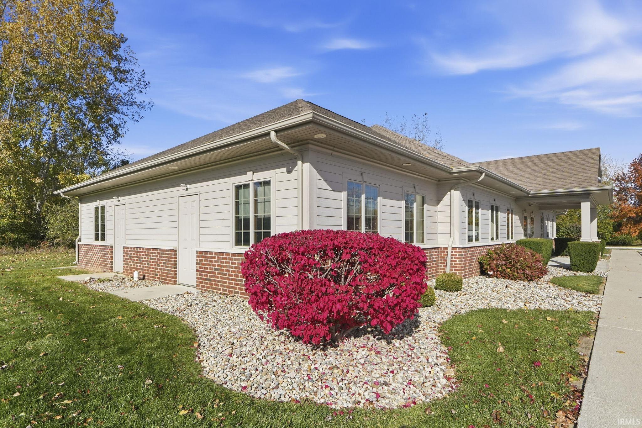 Photo 3 of 2150 North Pointe Drive