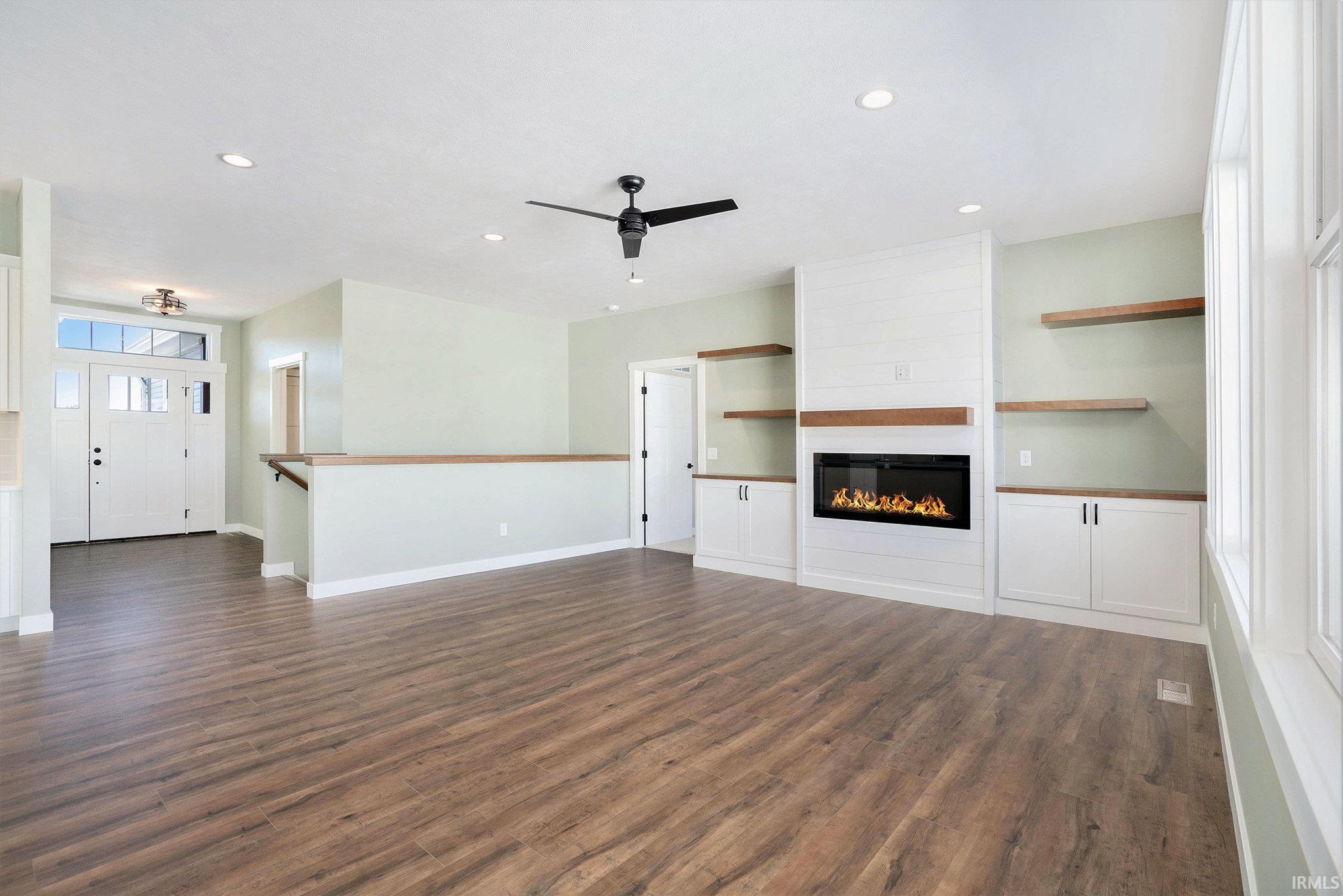 Photo 2 of 3916 Timber Lake Court