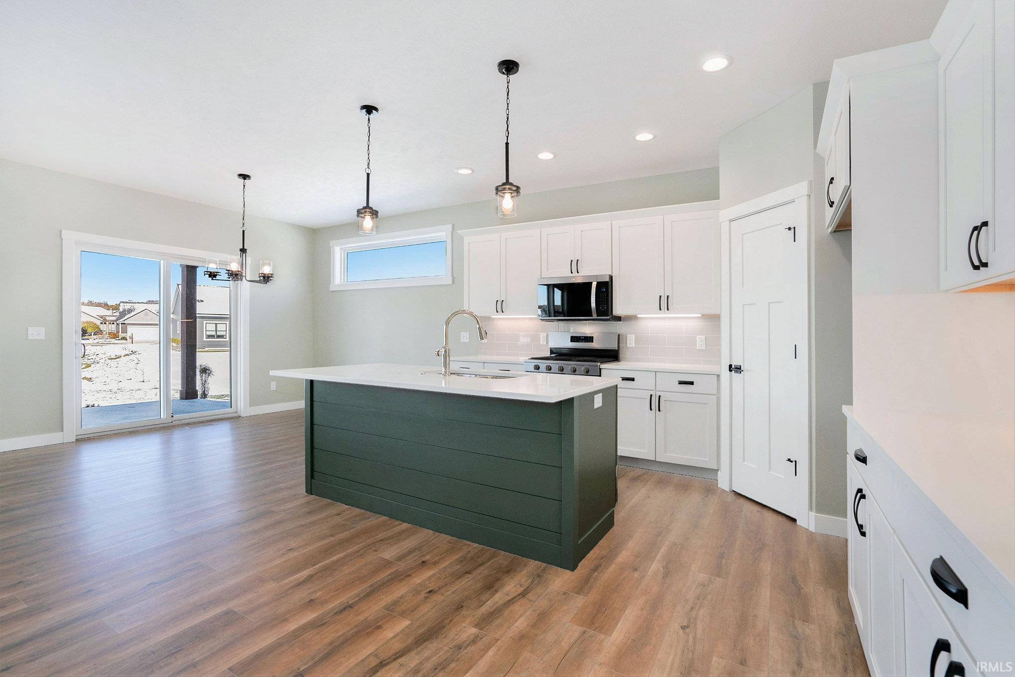 Photo 5 of 3916 Timber Lake Court