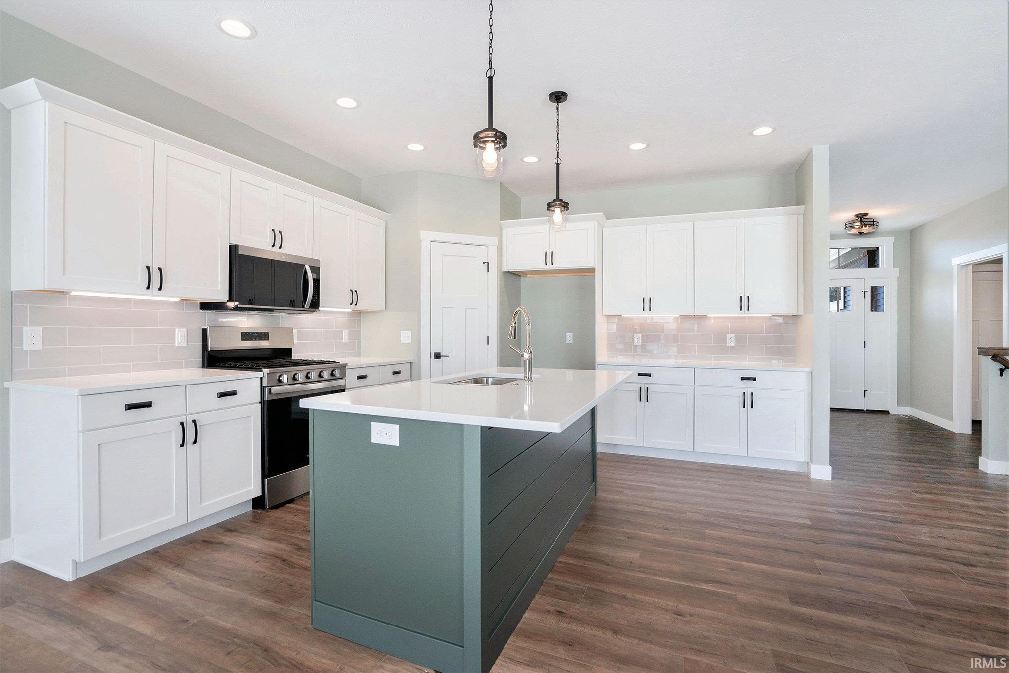 Photo 6 of 3916 Timber Lake Court