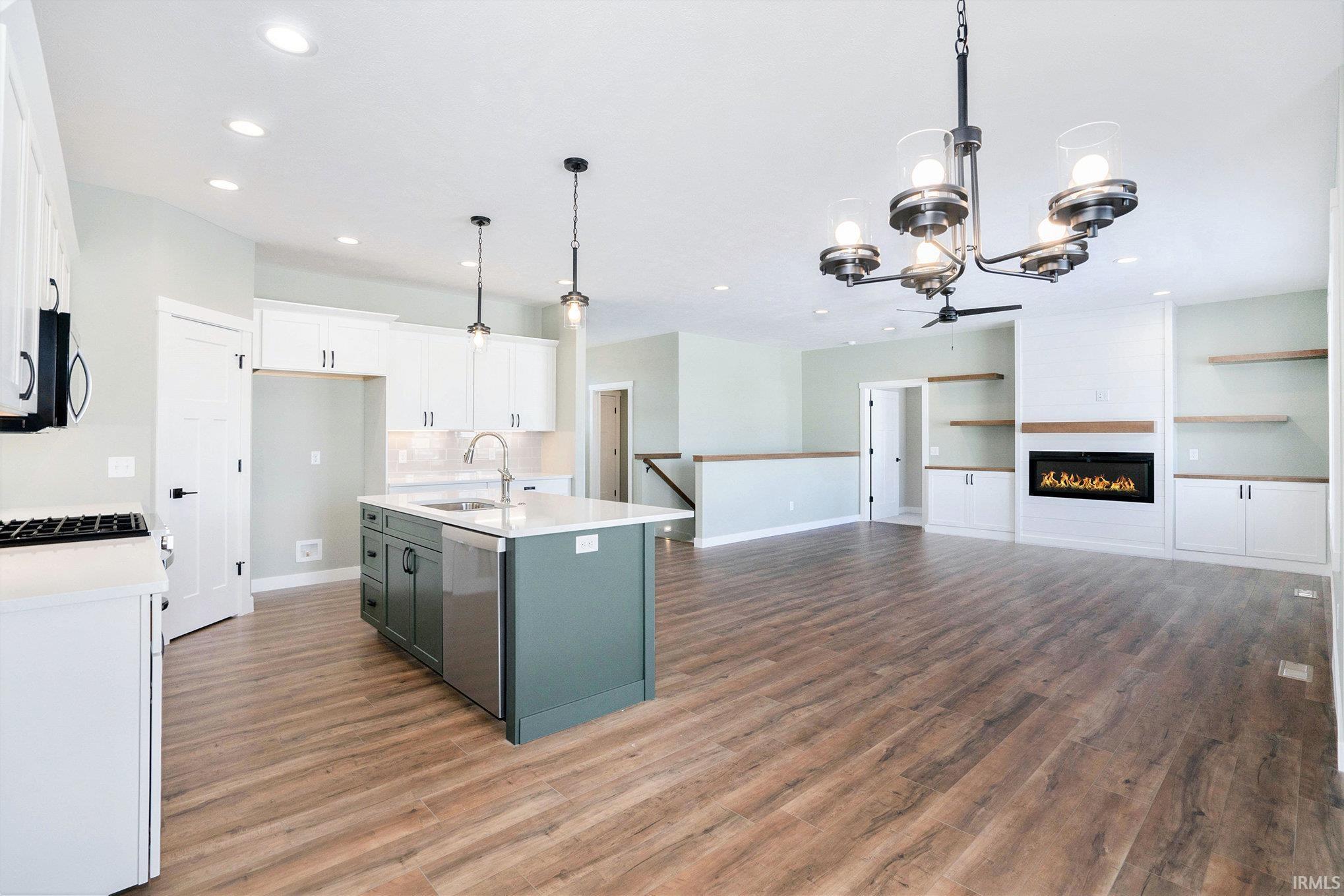 Photo 8 of 3916 Timber Lake Court