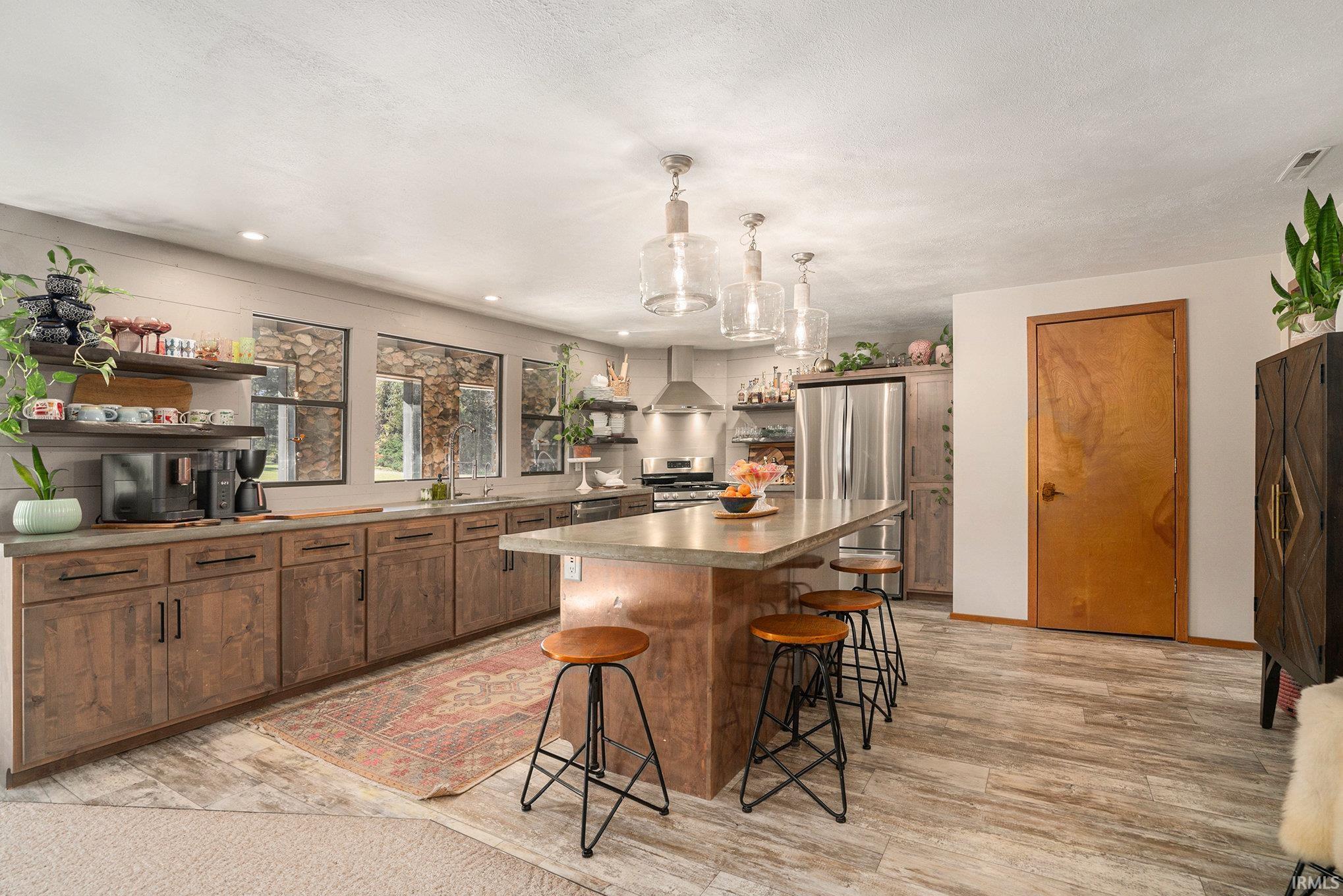 Photo 3 of 16015 County Road 4