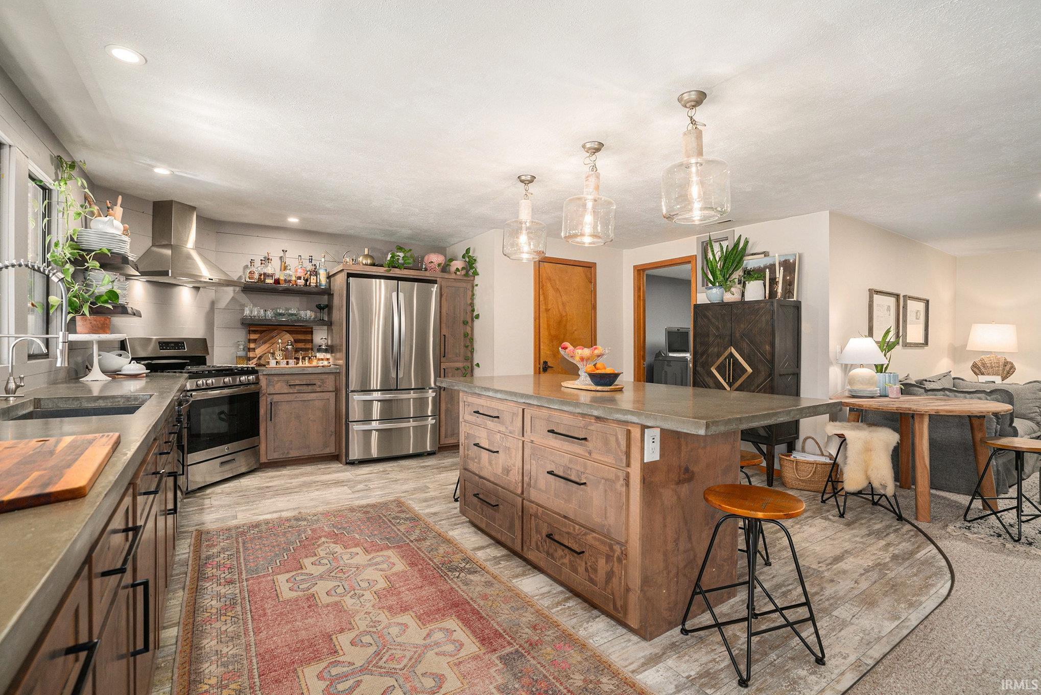 Photo 4 of 16015 County Road 4