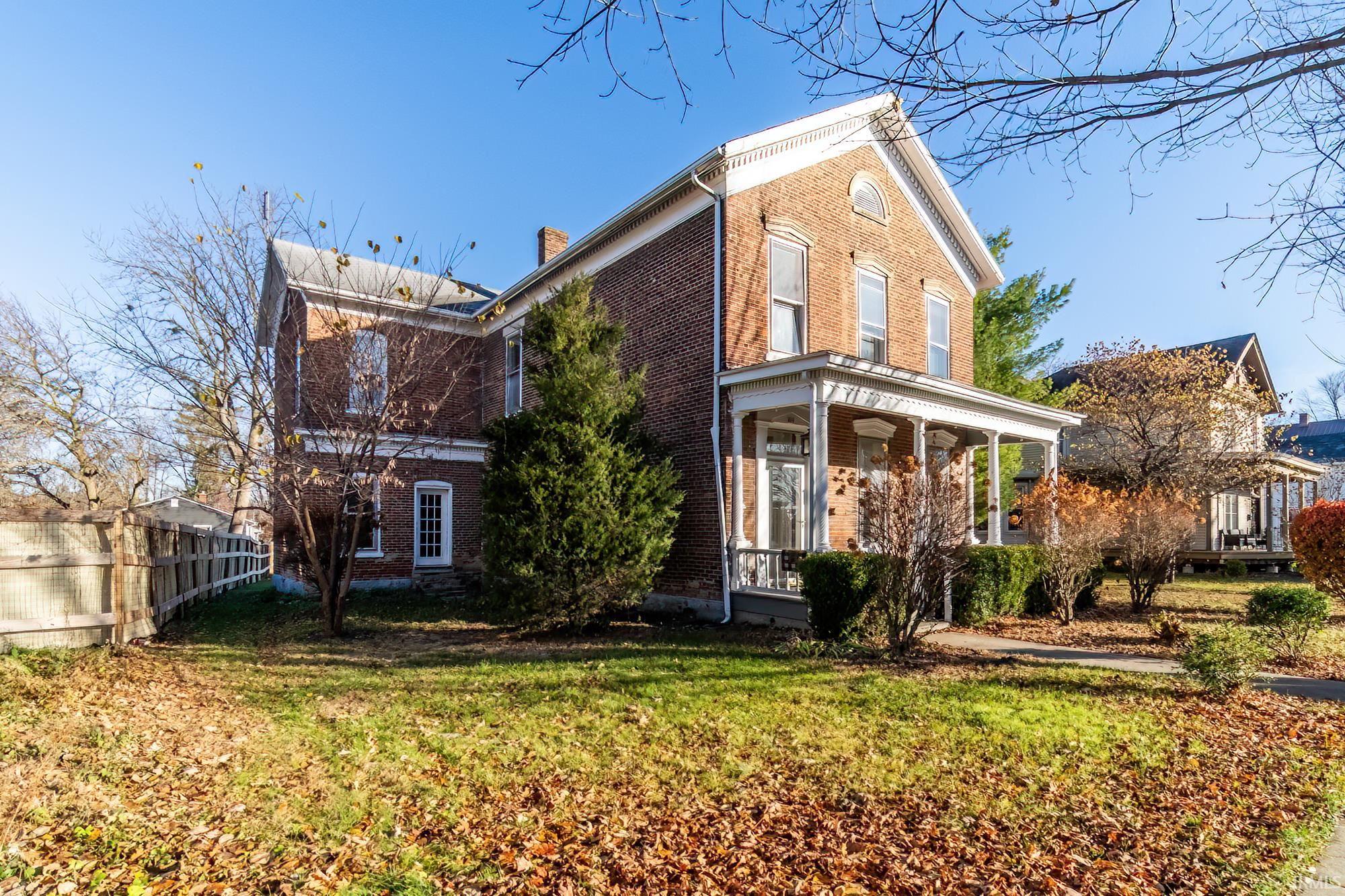 Photo 0 of 627 Main Street