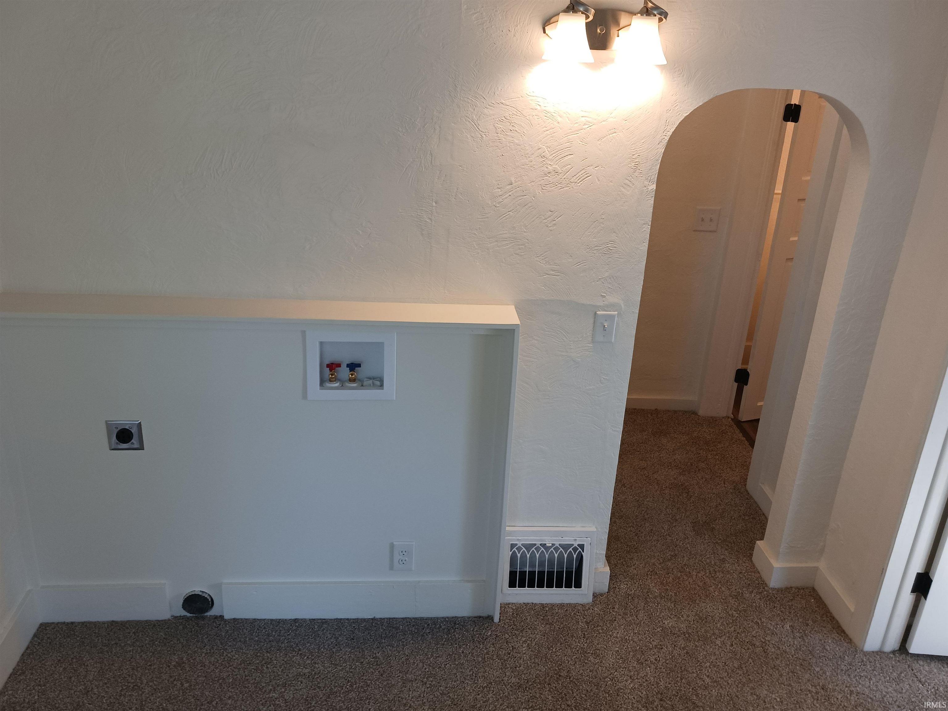 Photo 10 of 312 W Green Street