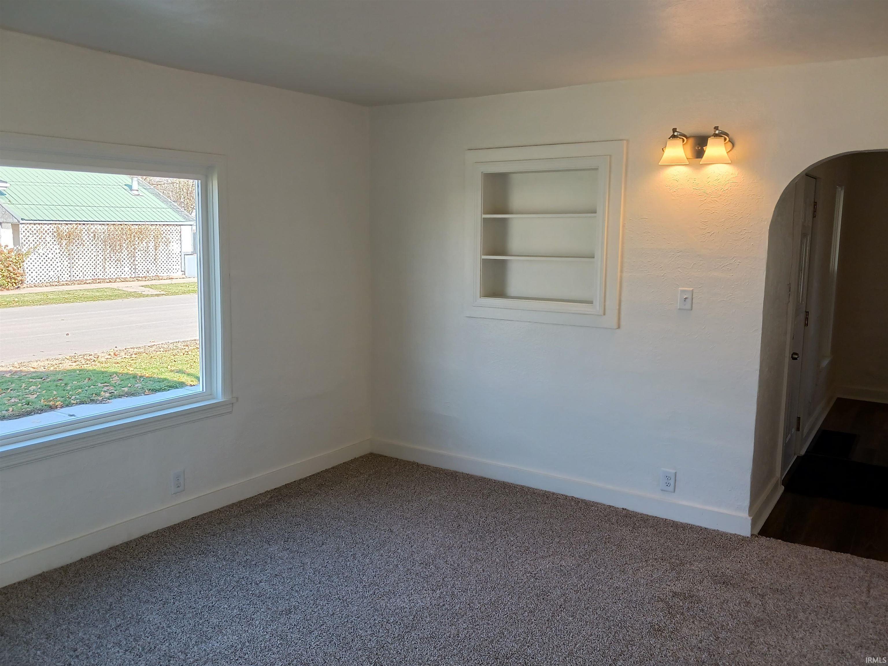 Photo 9 of 312 W Green Street