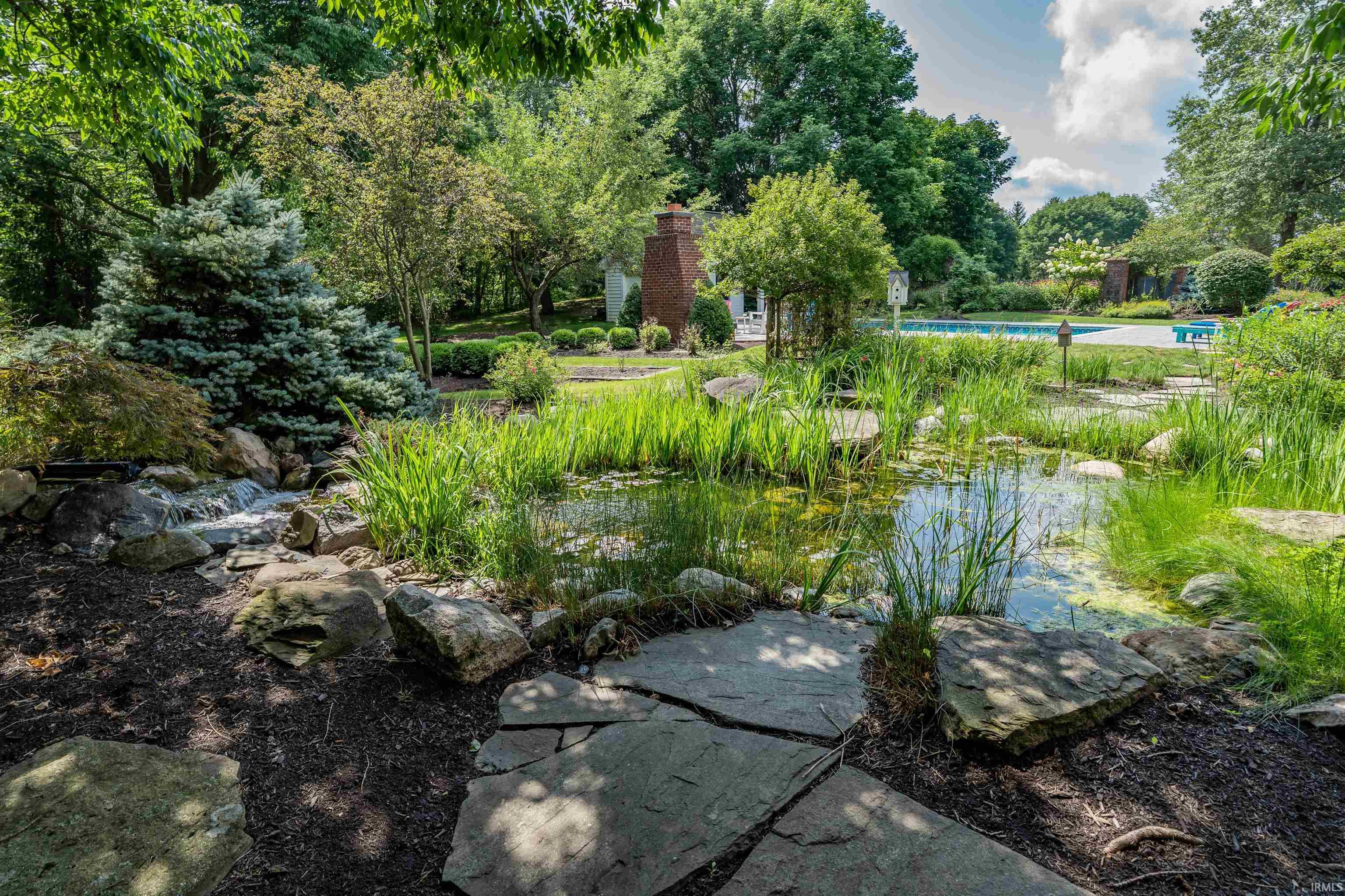 Photo 33 of 5414 Abbeyhill Road