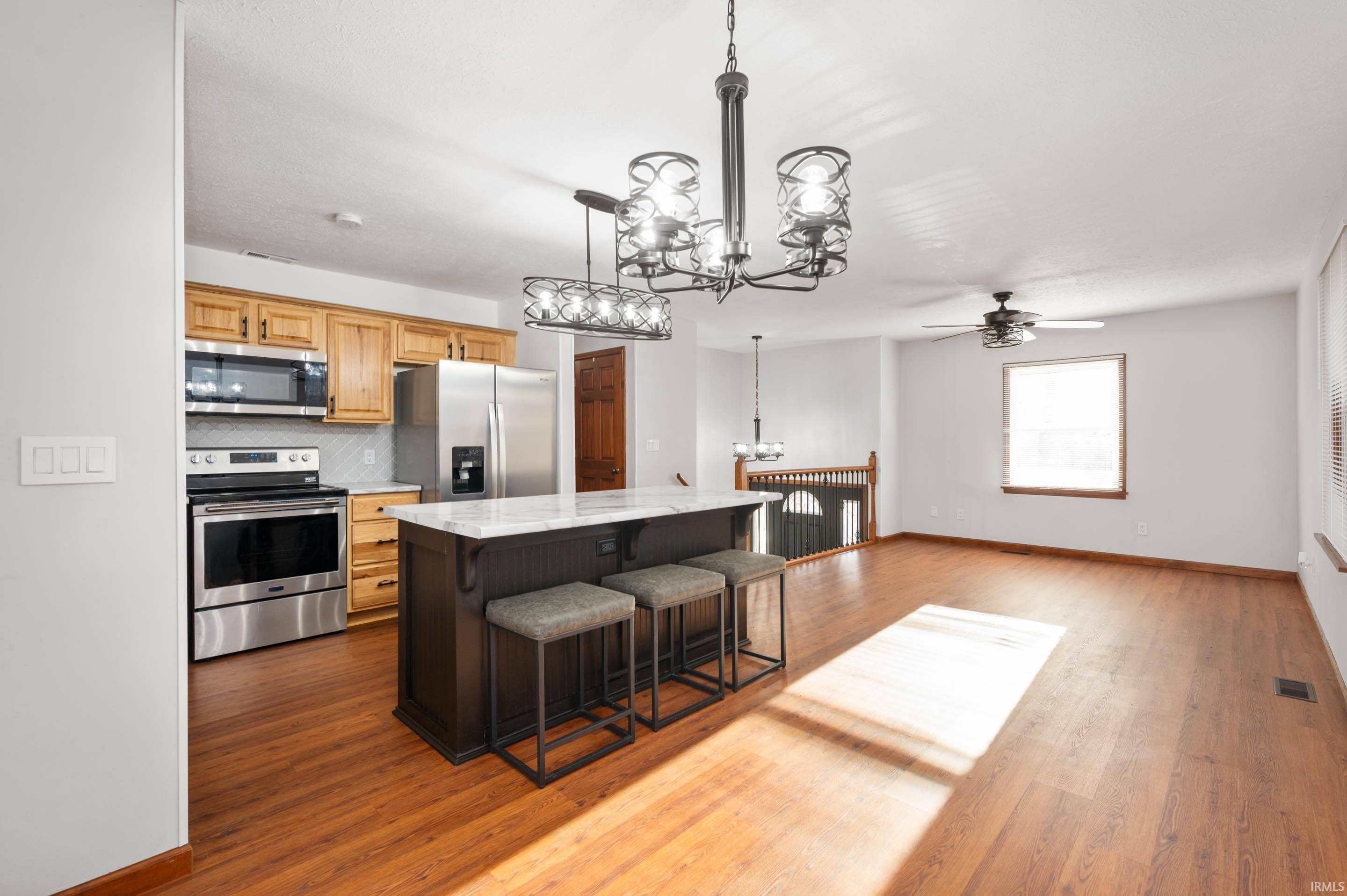 Homes for sale in Hartford City, IN | 3798 S 100 W, Hartford City, IN 47348 | MLS# 202546584