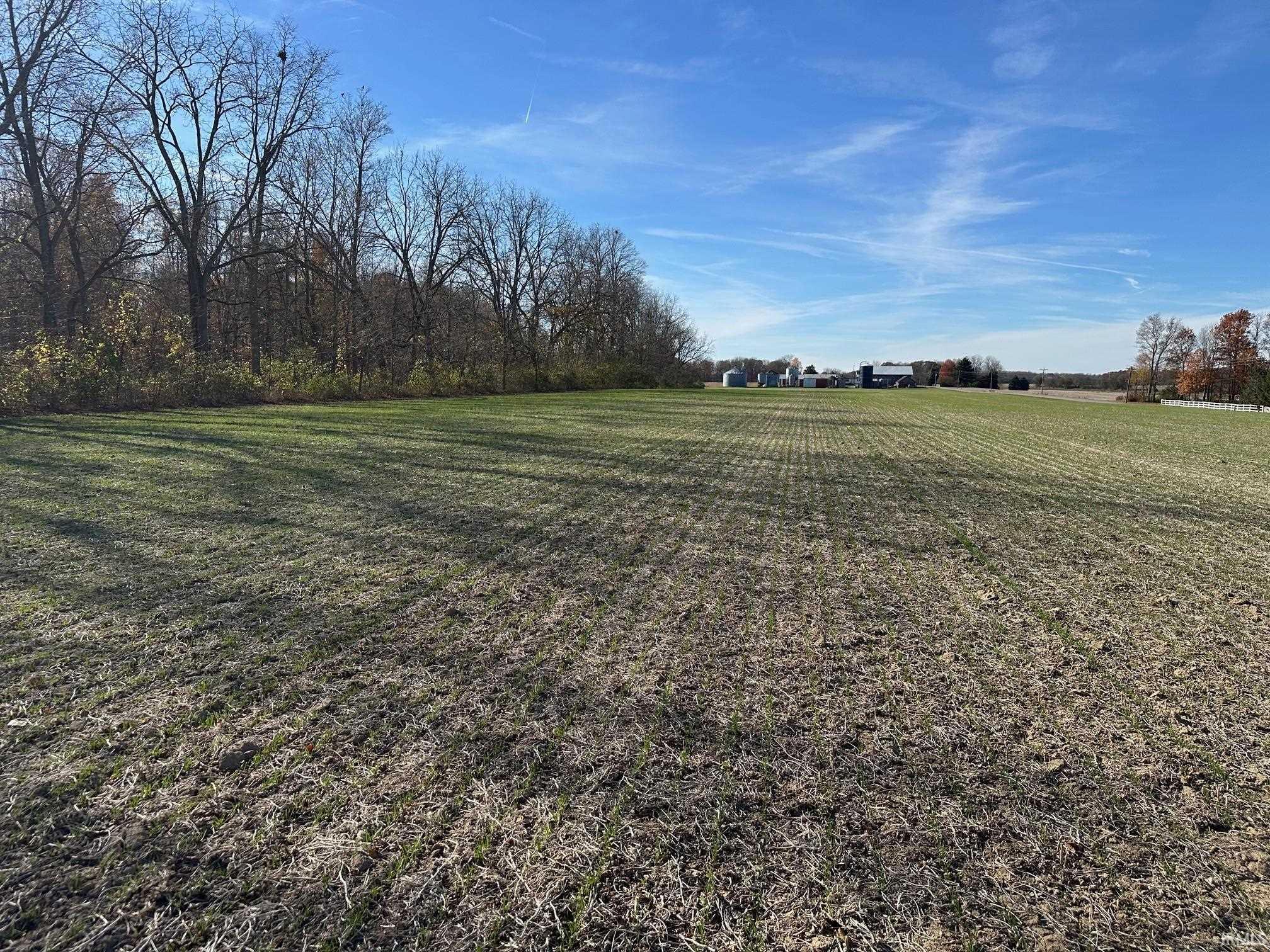 View of grassy yard featuring a view of countryside
