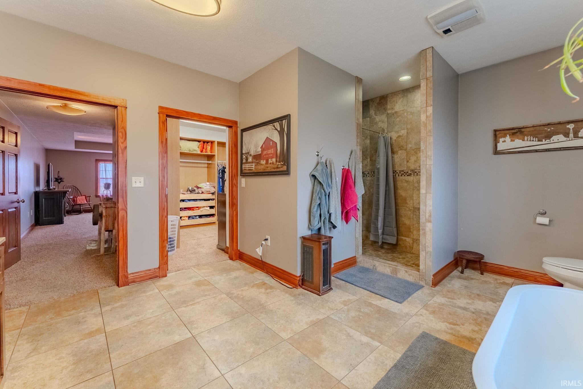 Photo 18 of 5132 N 600 W