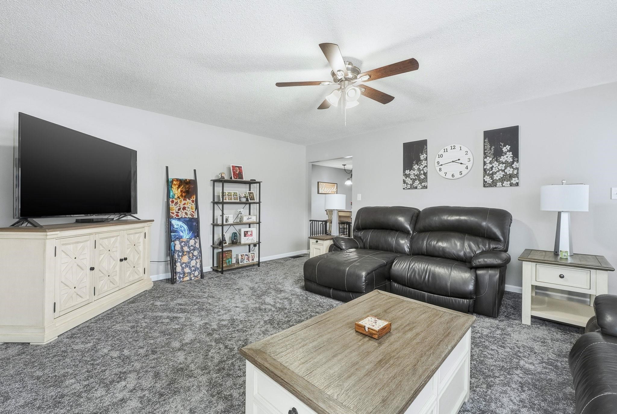 Photo 3 of 1604 Allison Boulevard