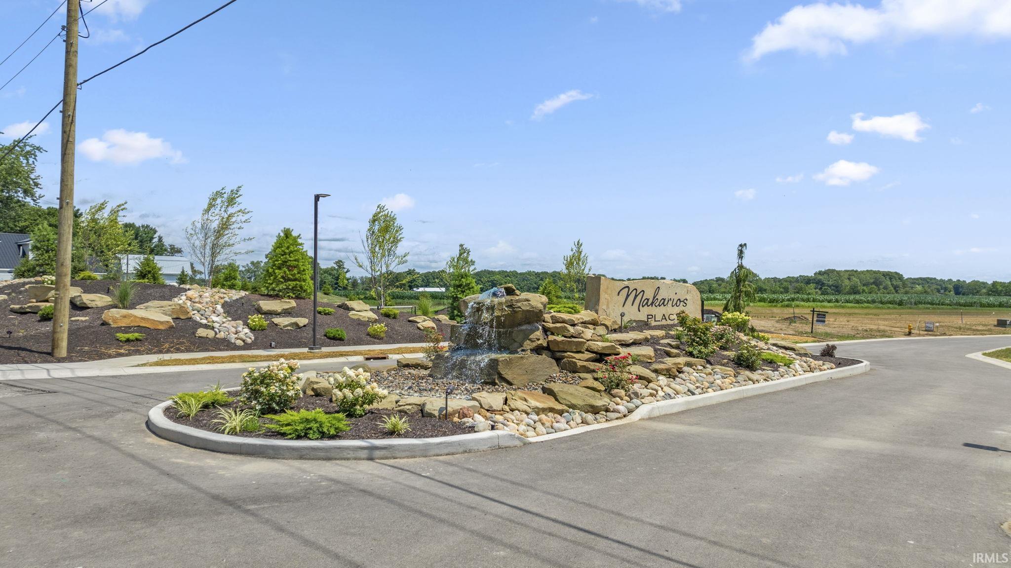 Photo 17 of 15535 Makarios Pass