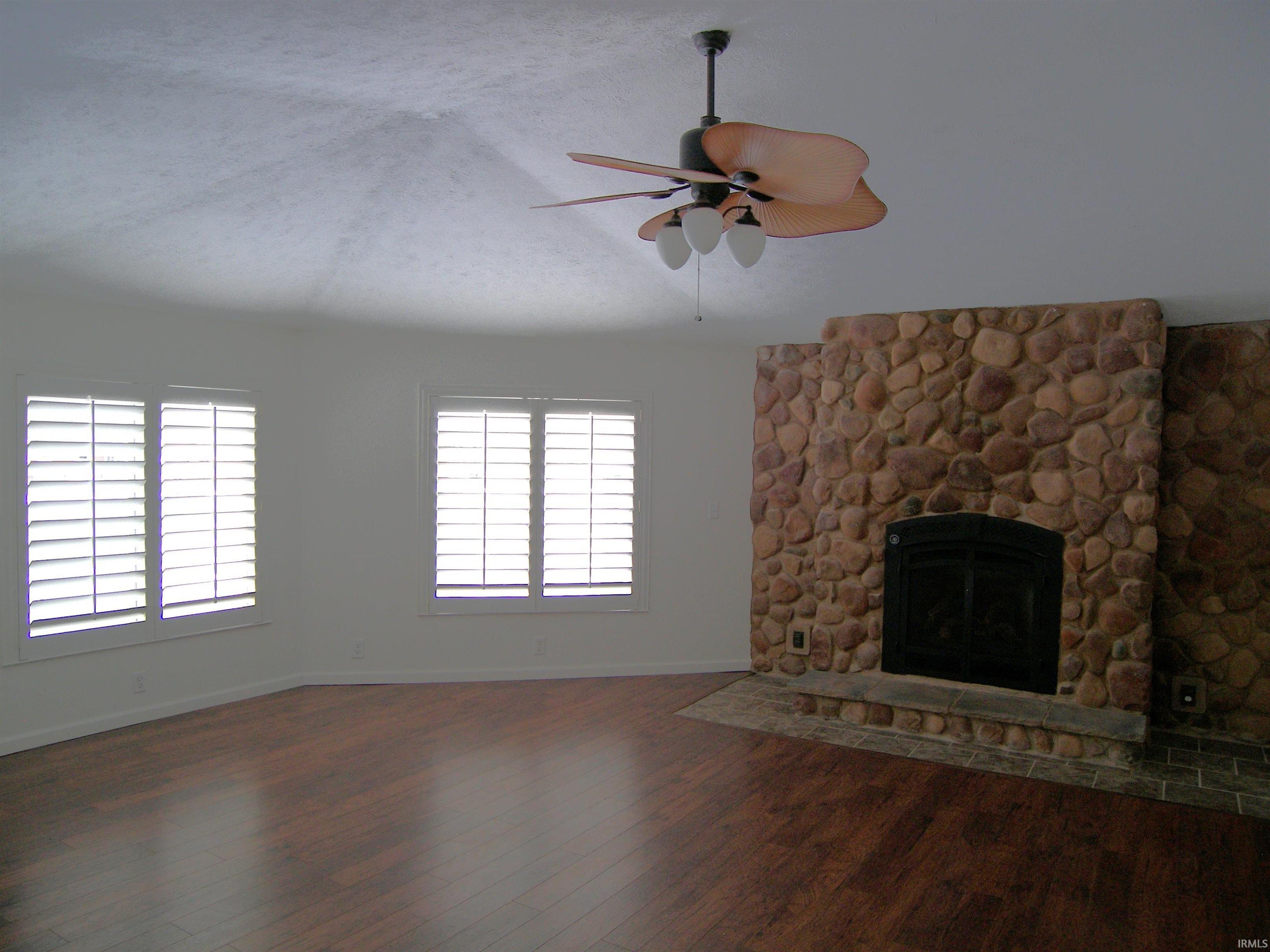 Photo 19 of 703 Ross Avenue