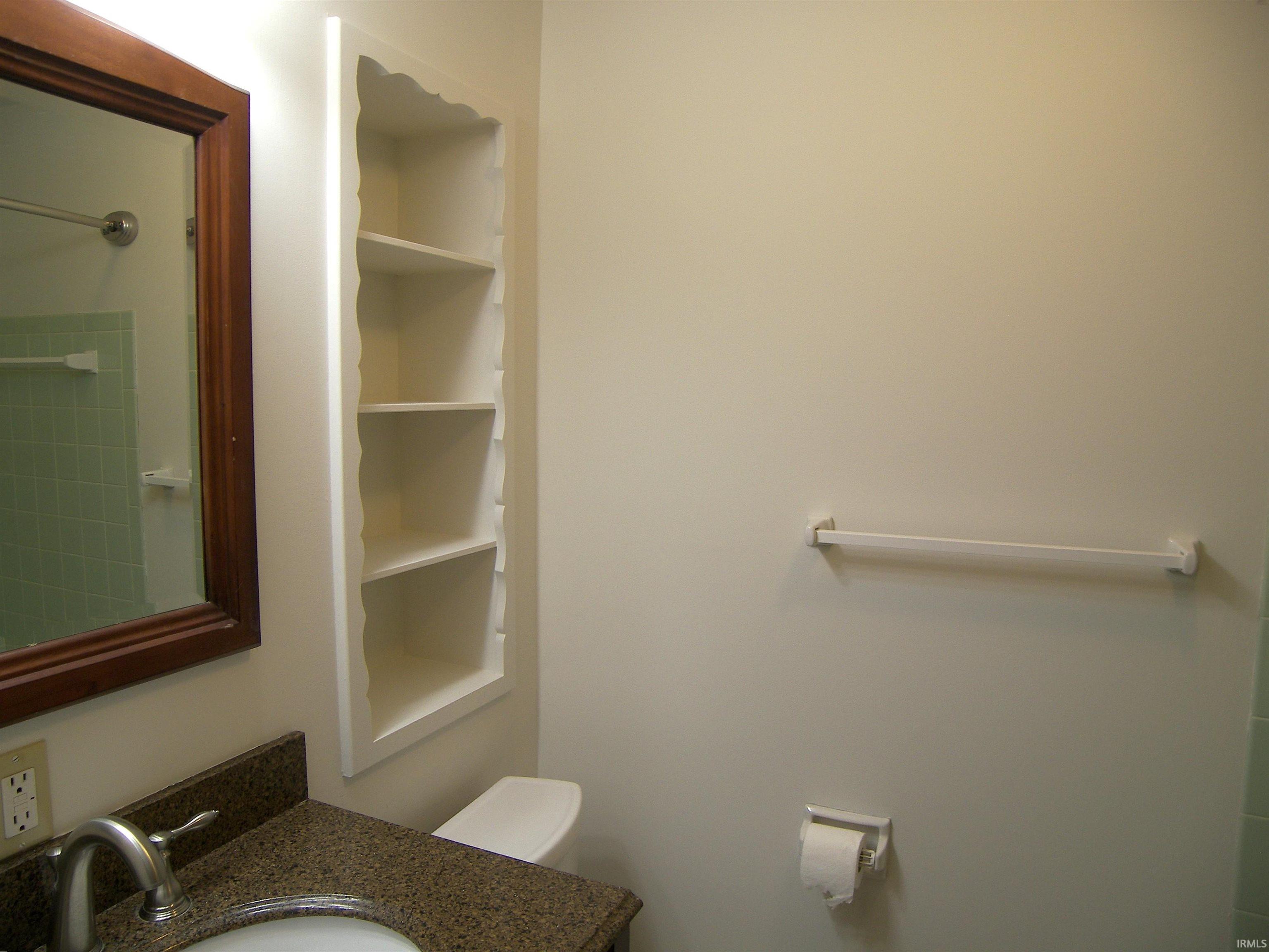 Photo 23 of 703 Ross Avenue