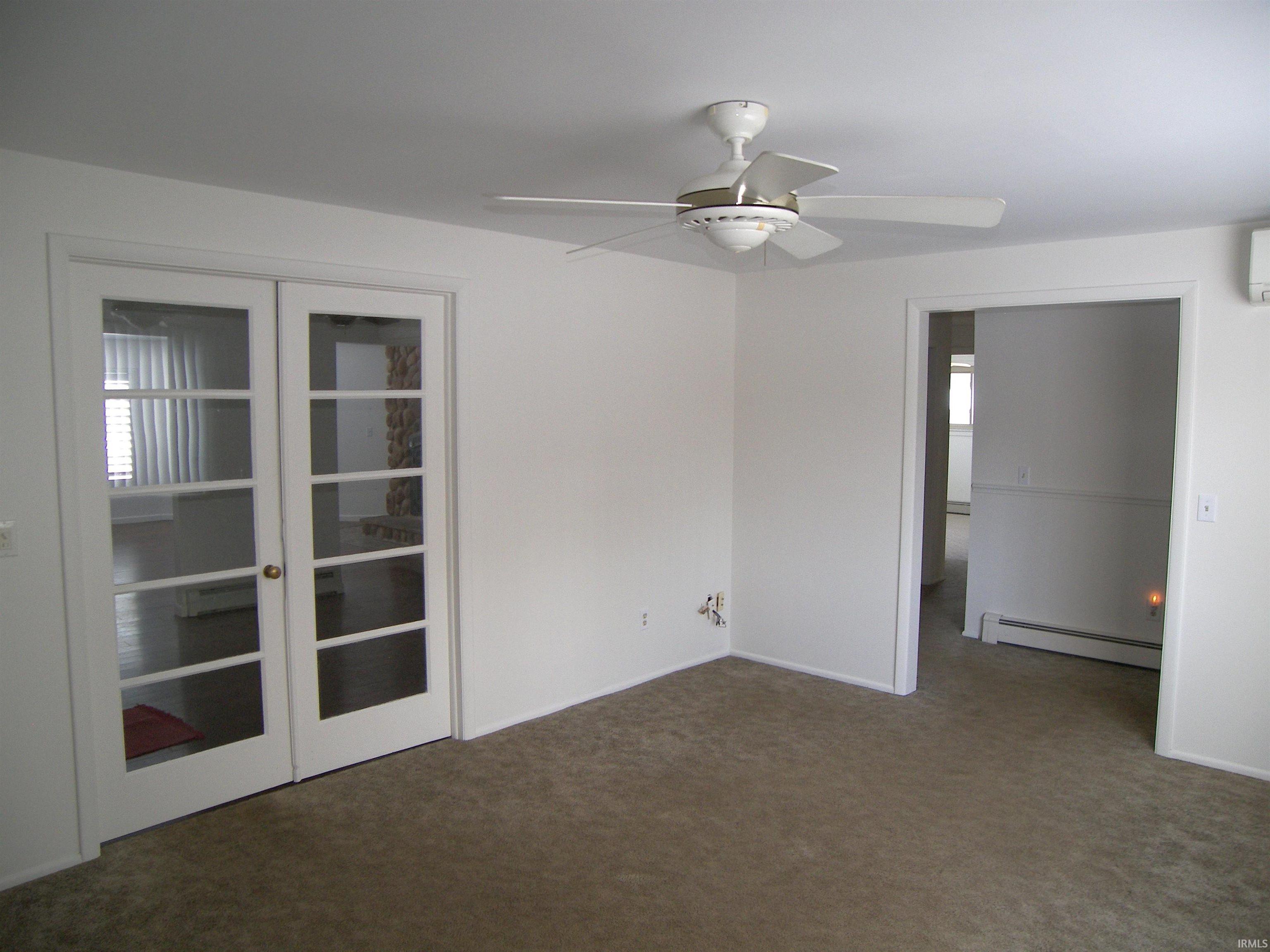 Photo 9 of 703 Ross Avenue