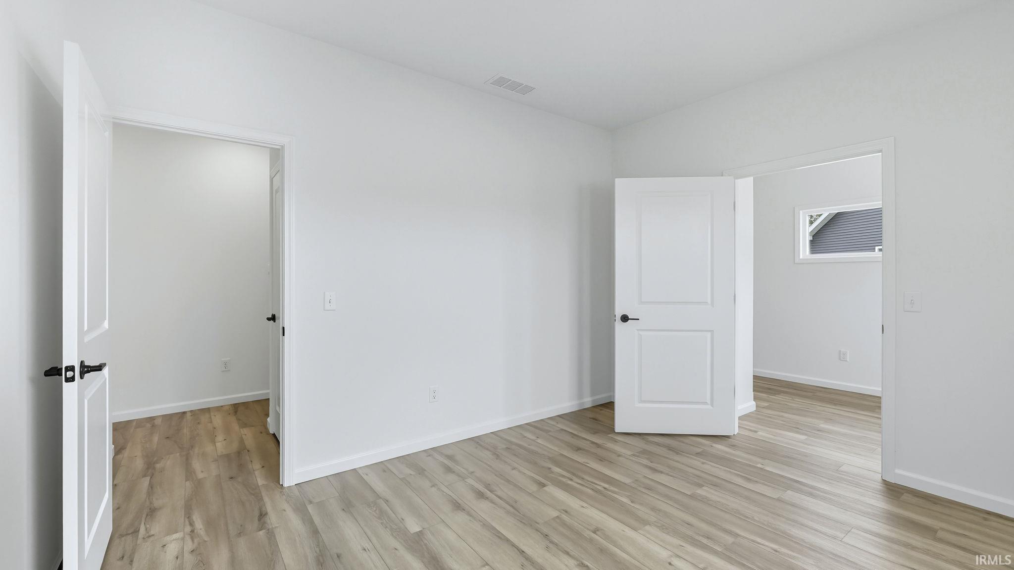 Photo 16 of 1110 Olympiada Knoll