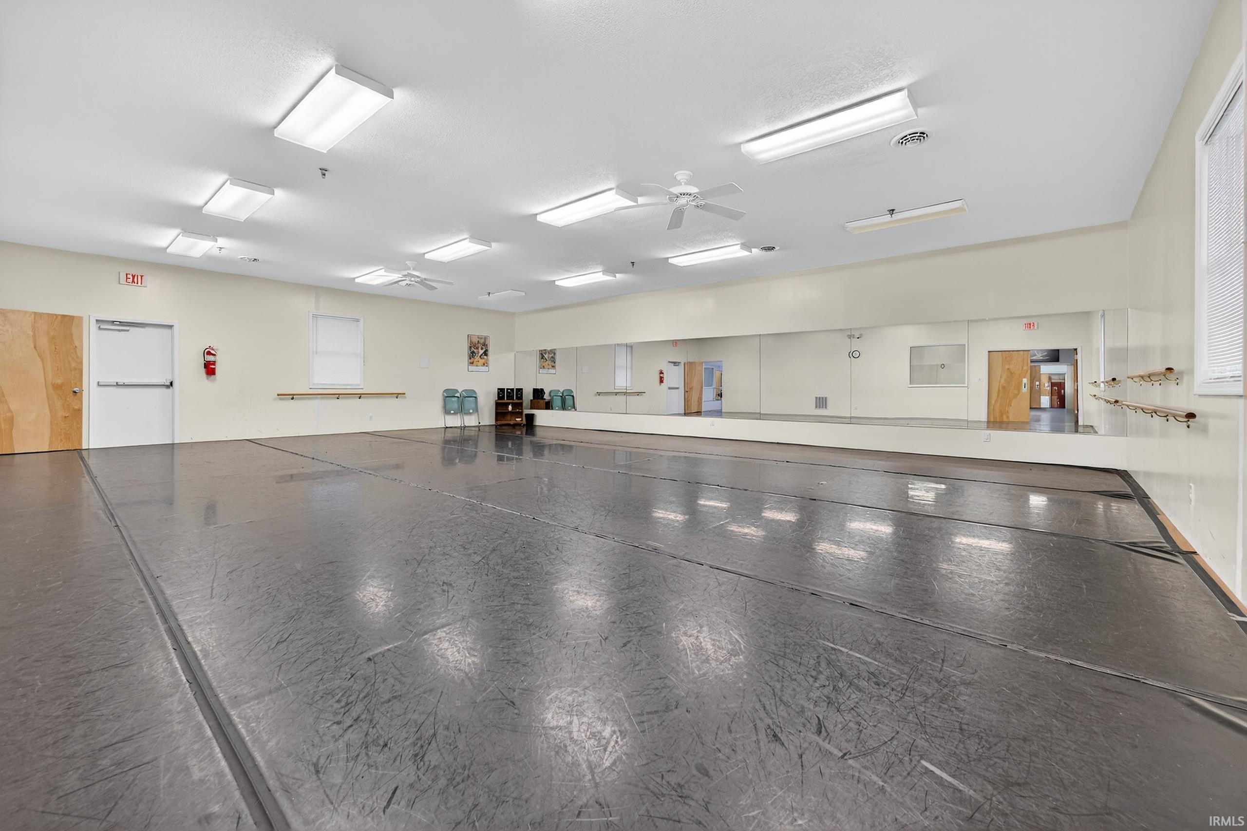Miscellaneous room featuring ceiling fan